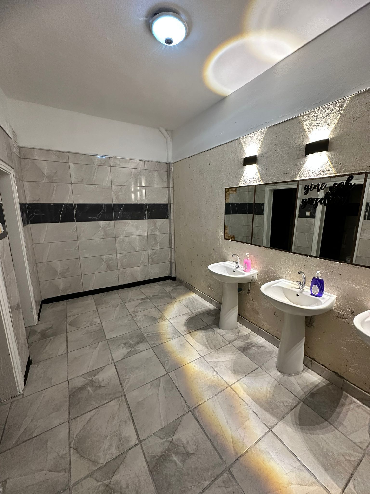 Nigrum Otel