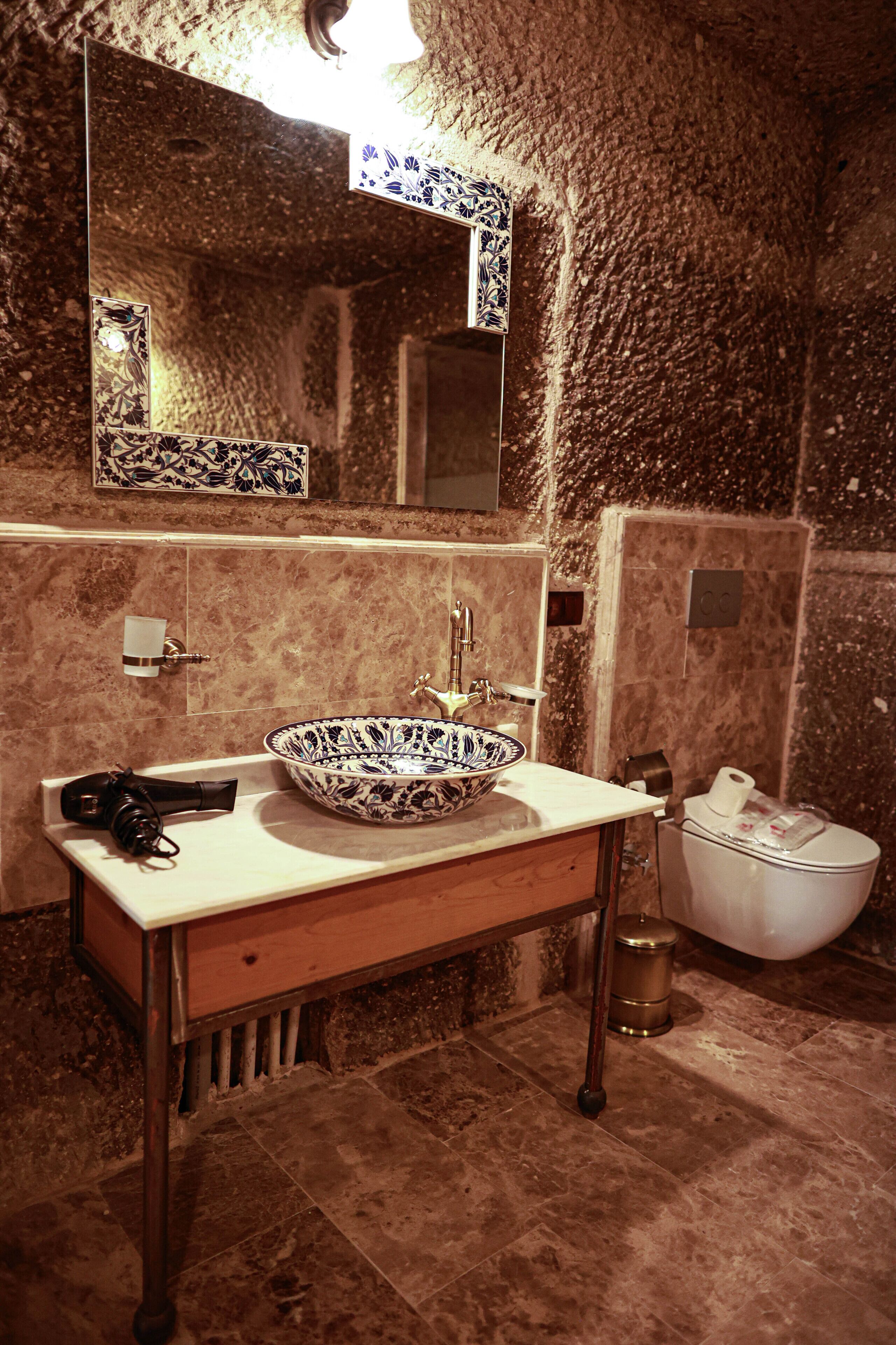 Peruna Cave Hotel