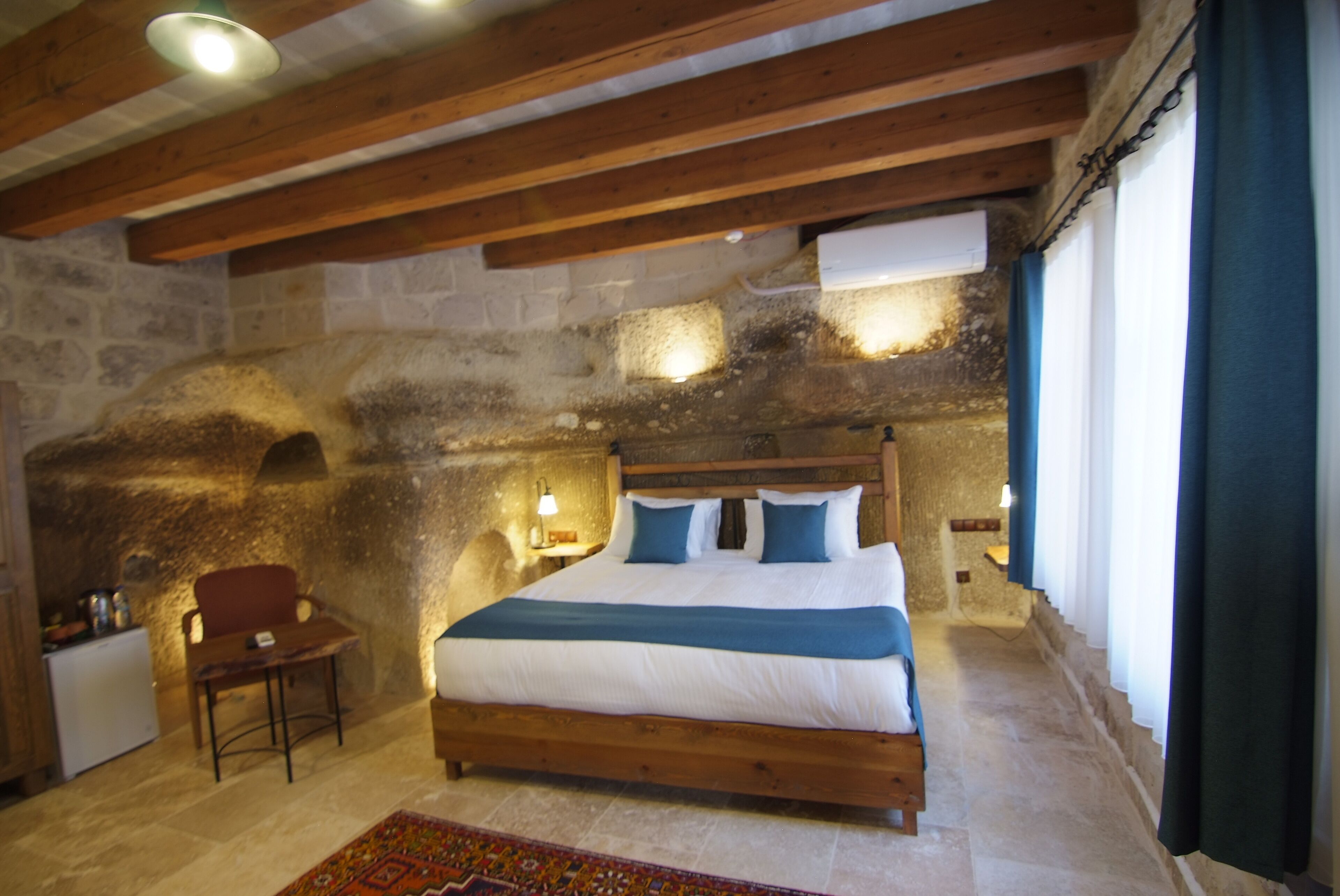 Peruna Cave Hotel