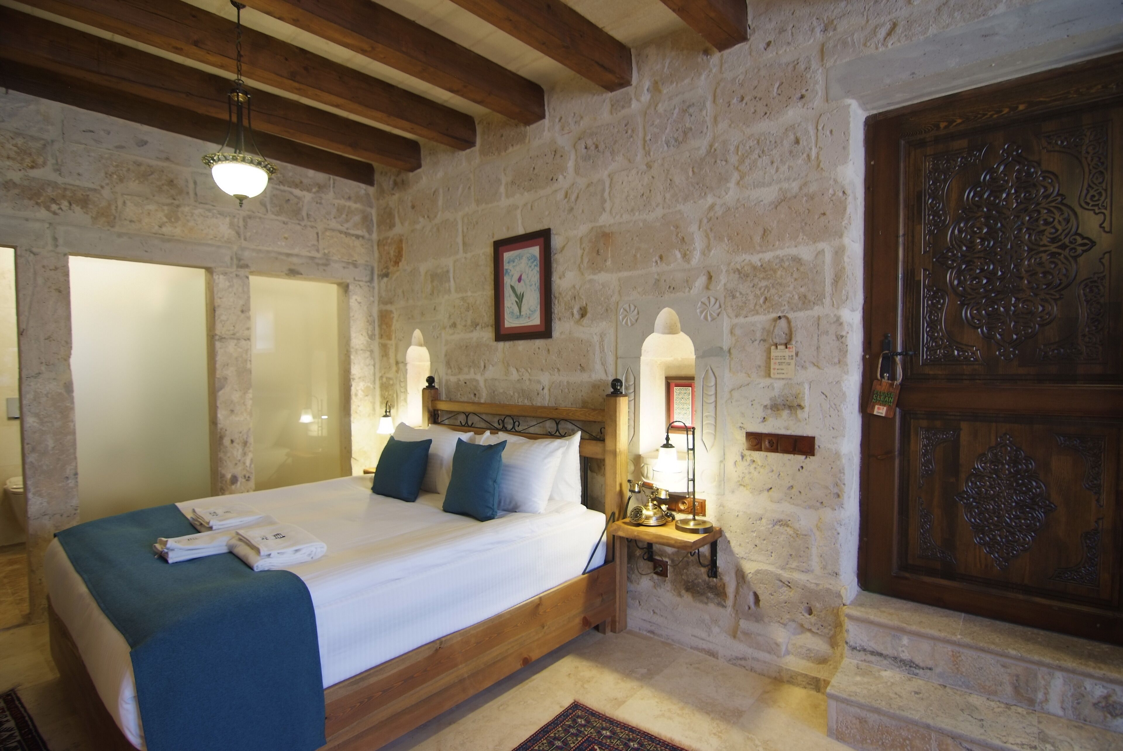 Peruna Cave Hotel