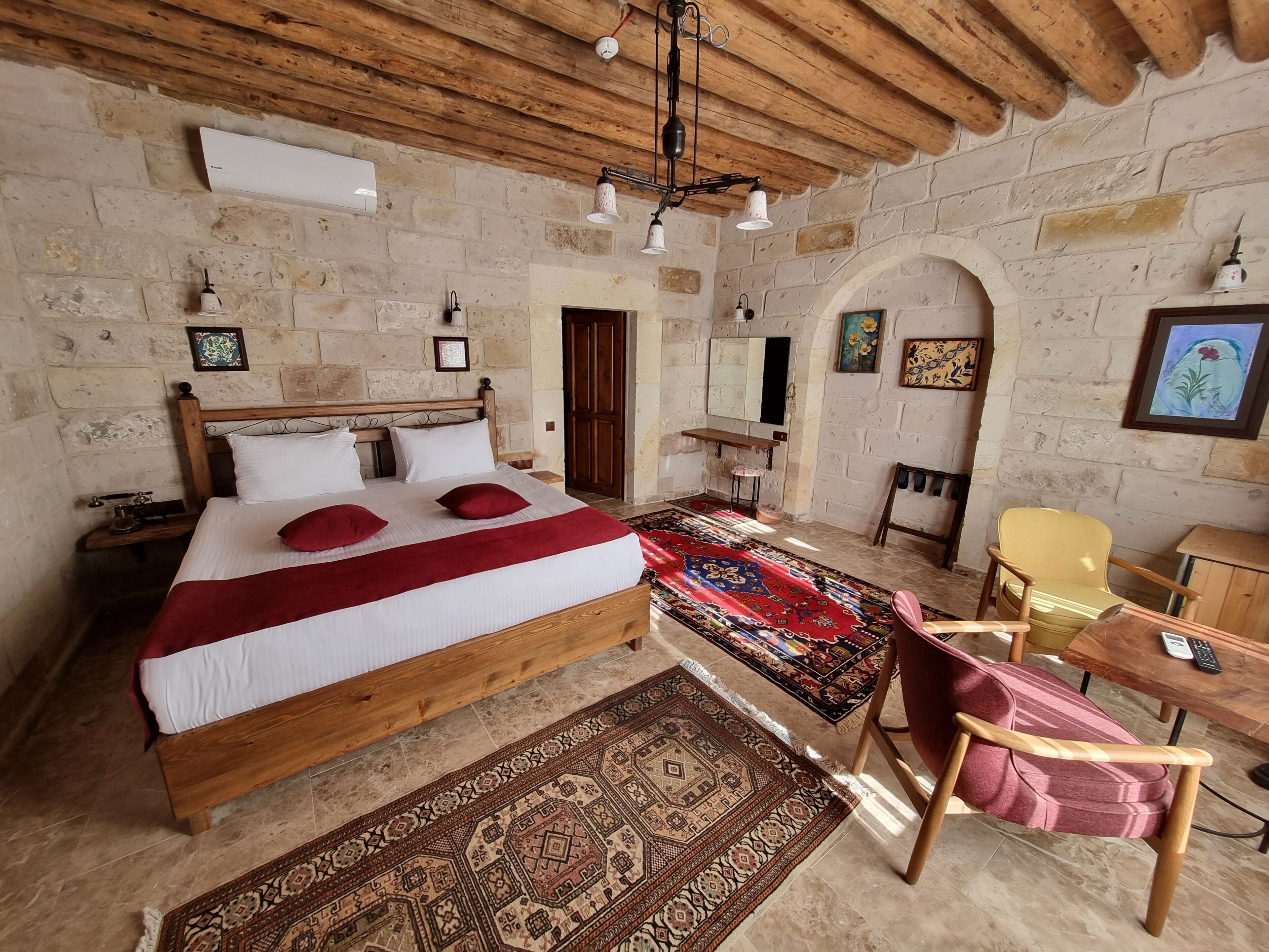 Peruna Cave Hotel