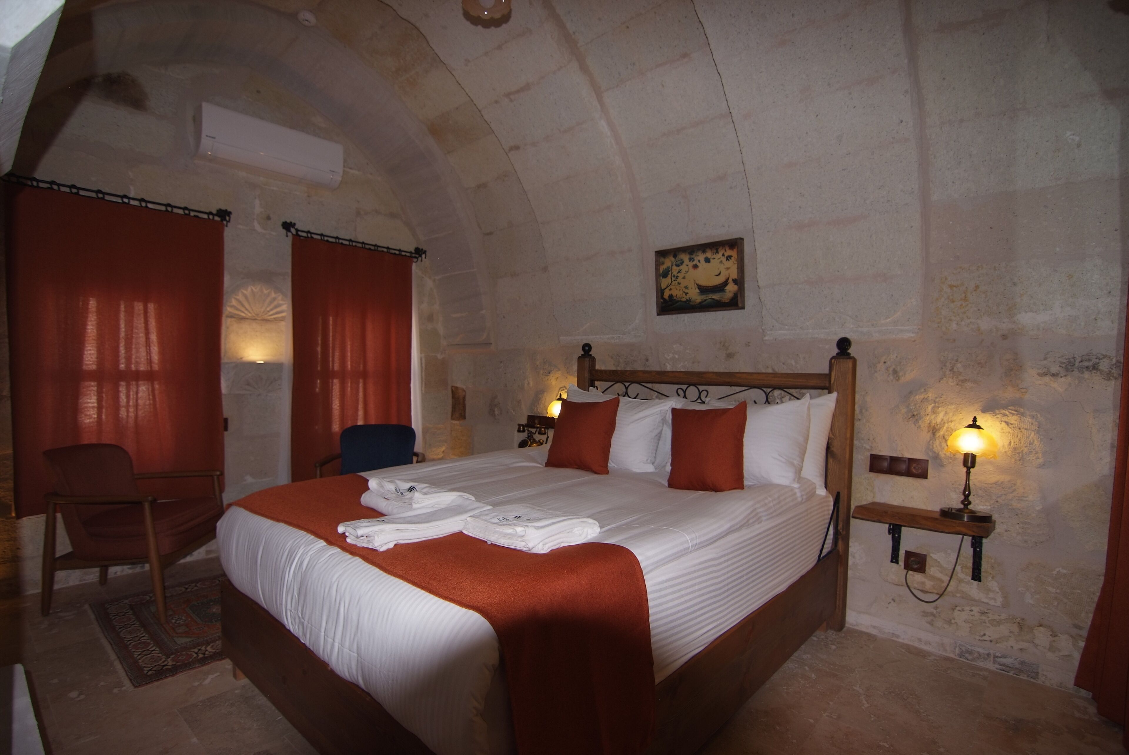 Peruna Cave Hotel