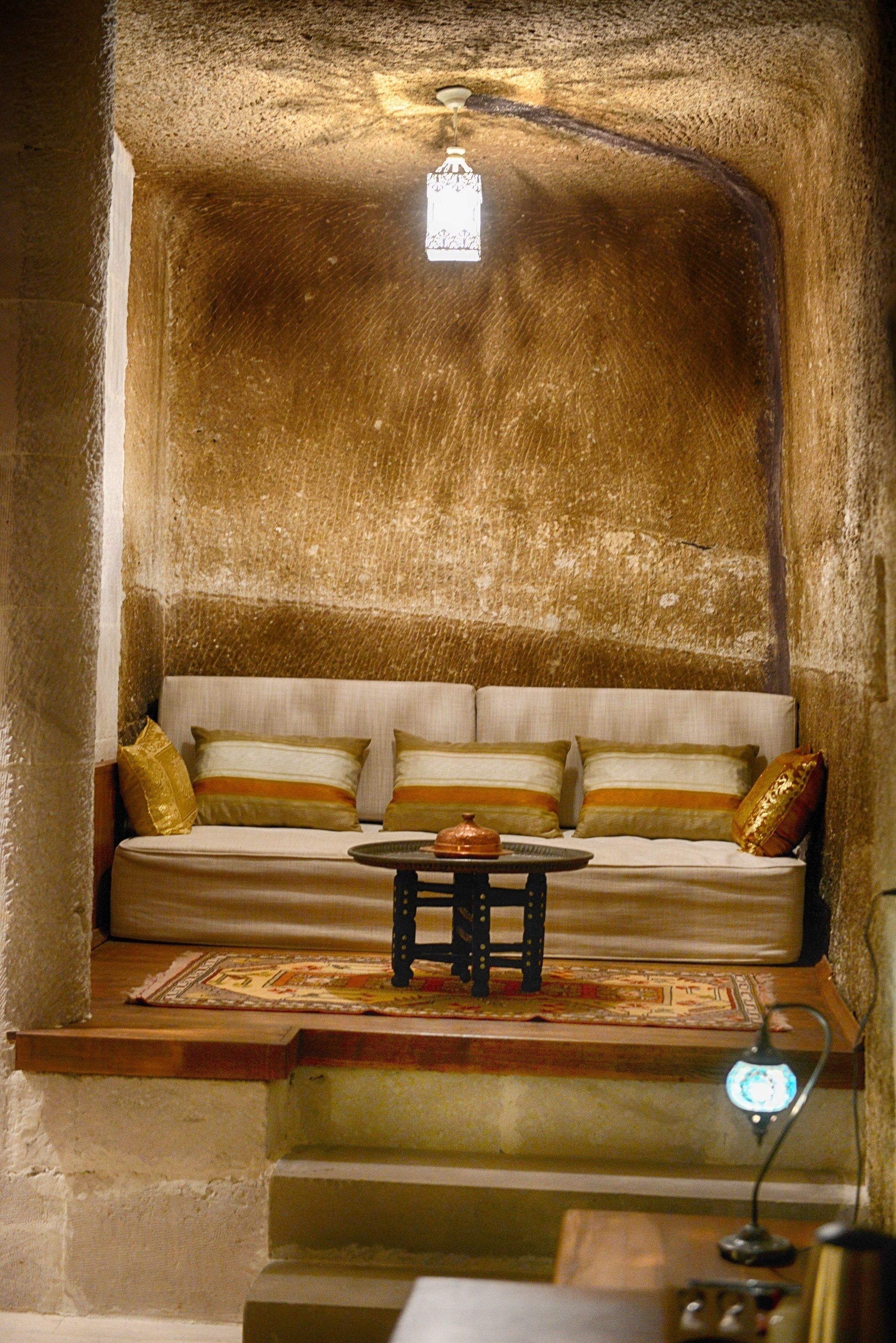 Salkim Cave House
