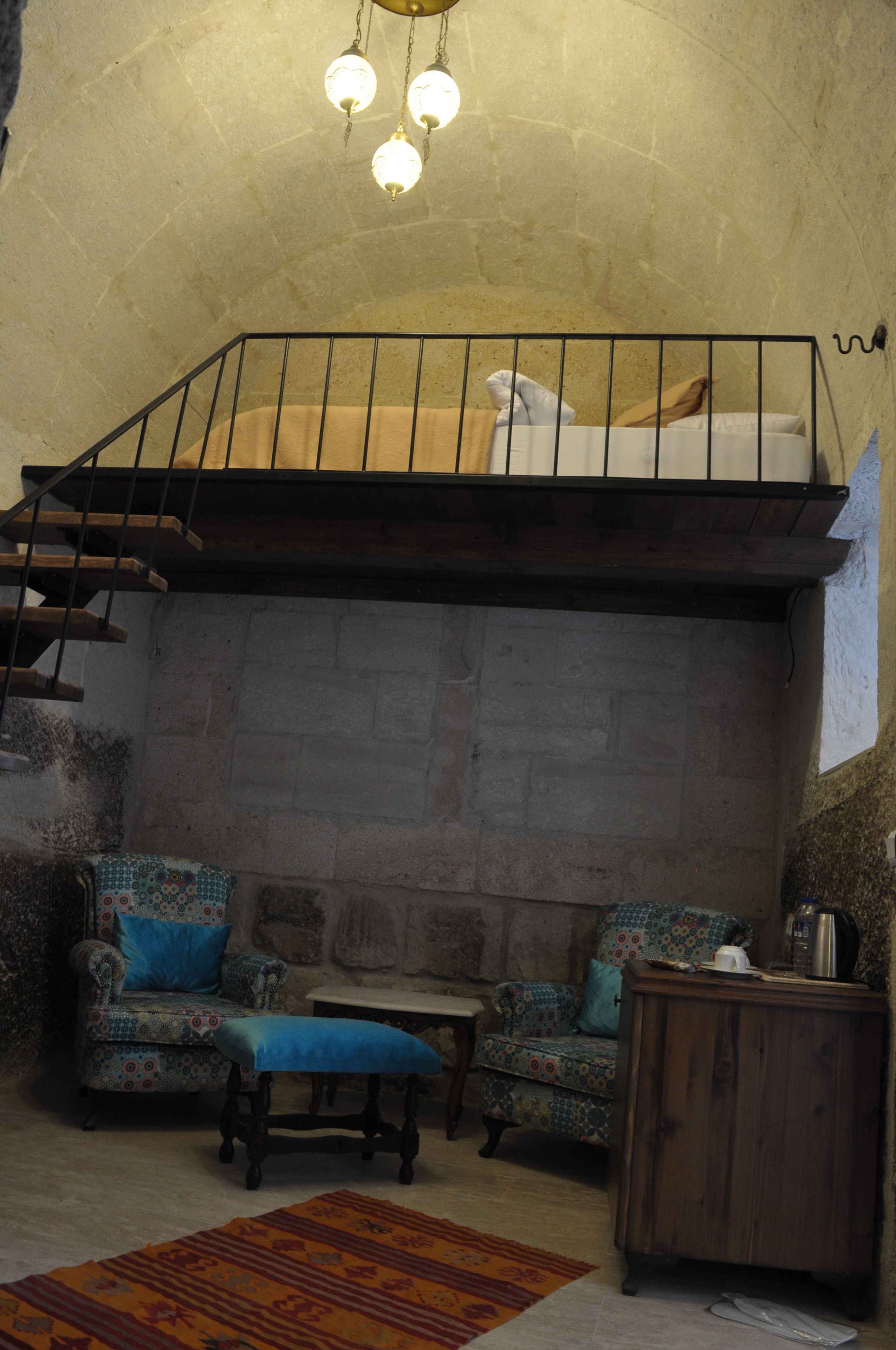Salkim Cave House