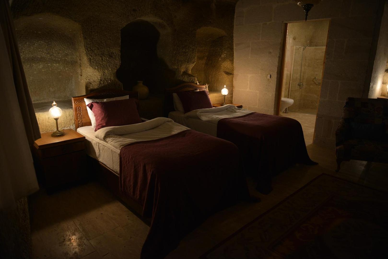 Salkim Cave House