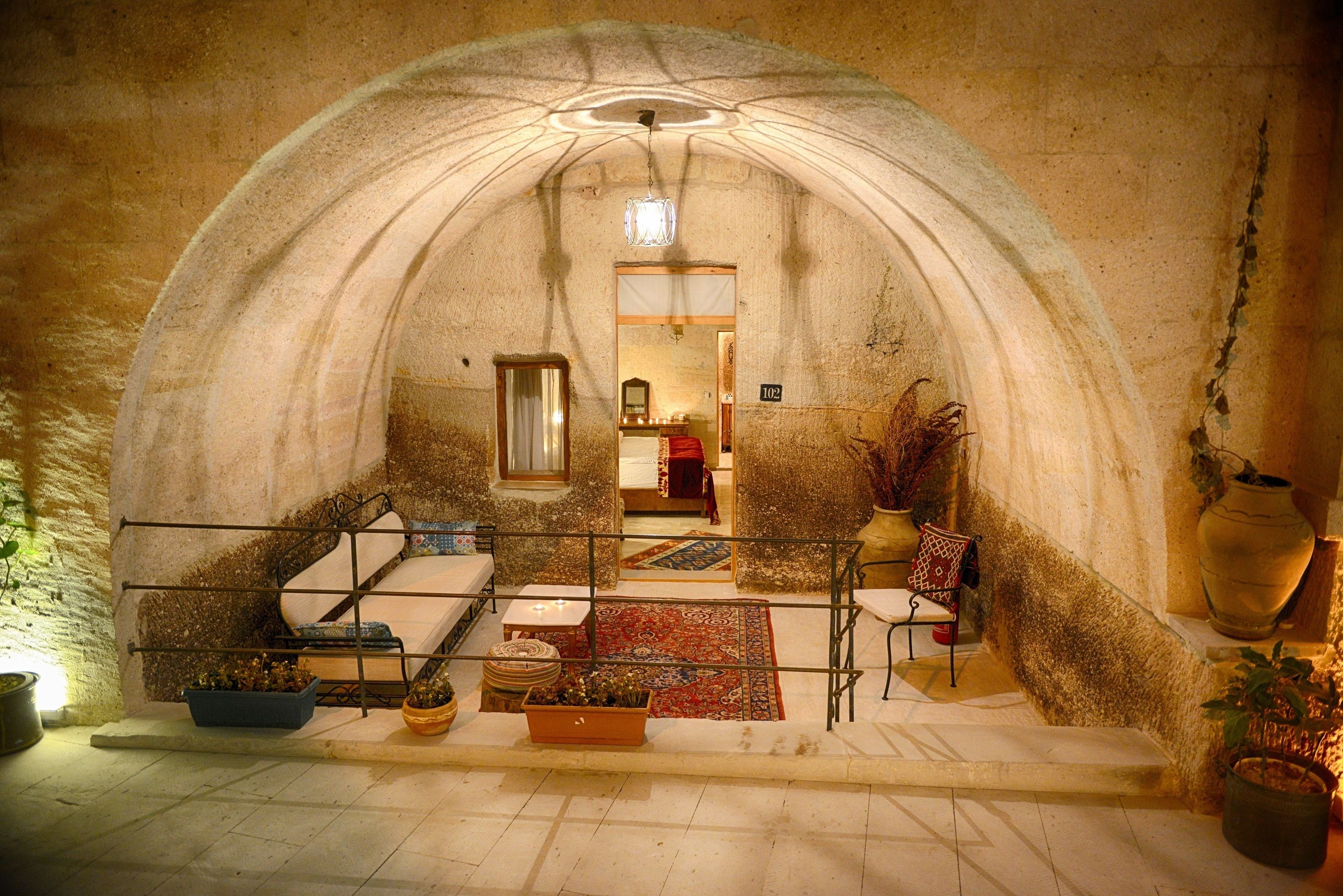 Salkim Cave House