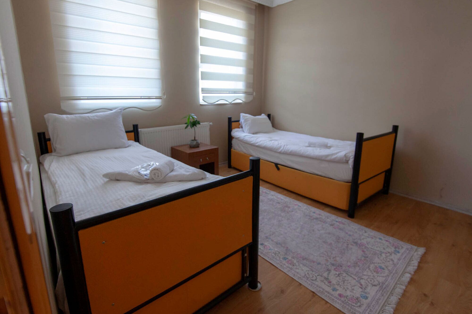 Seven Stone Hotel