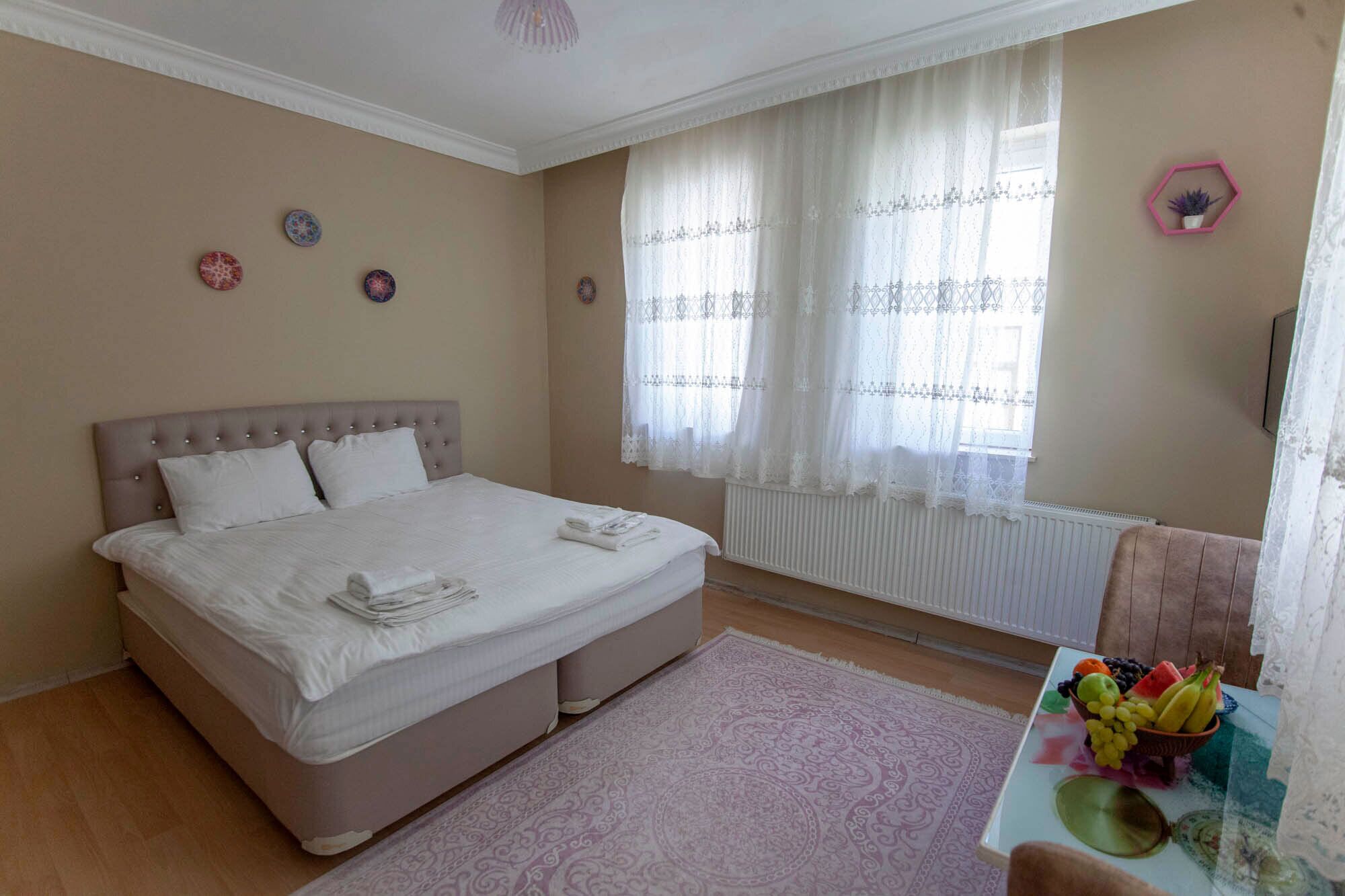 Seven Stone Hotel