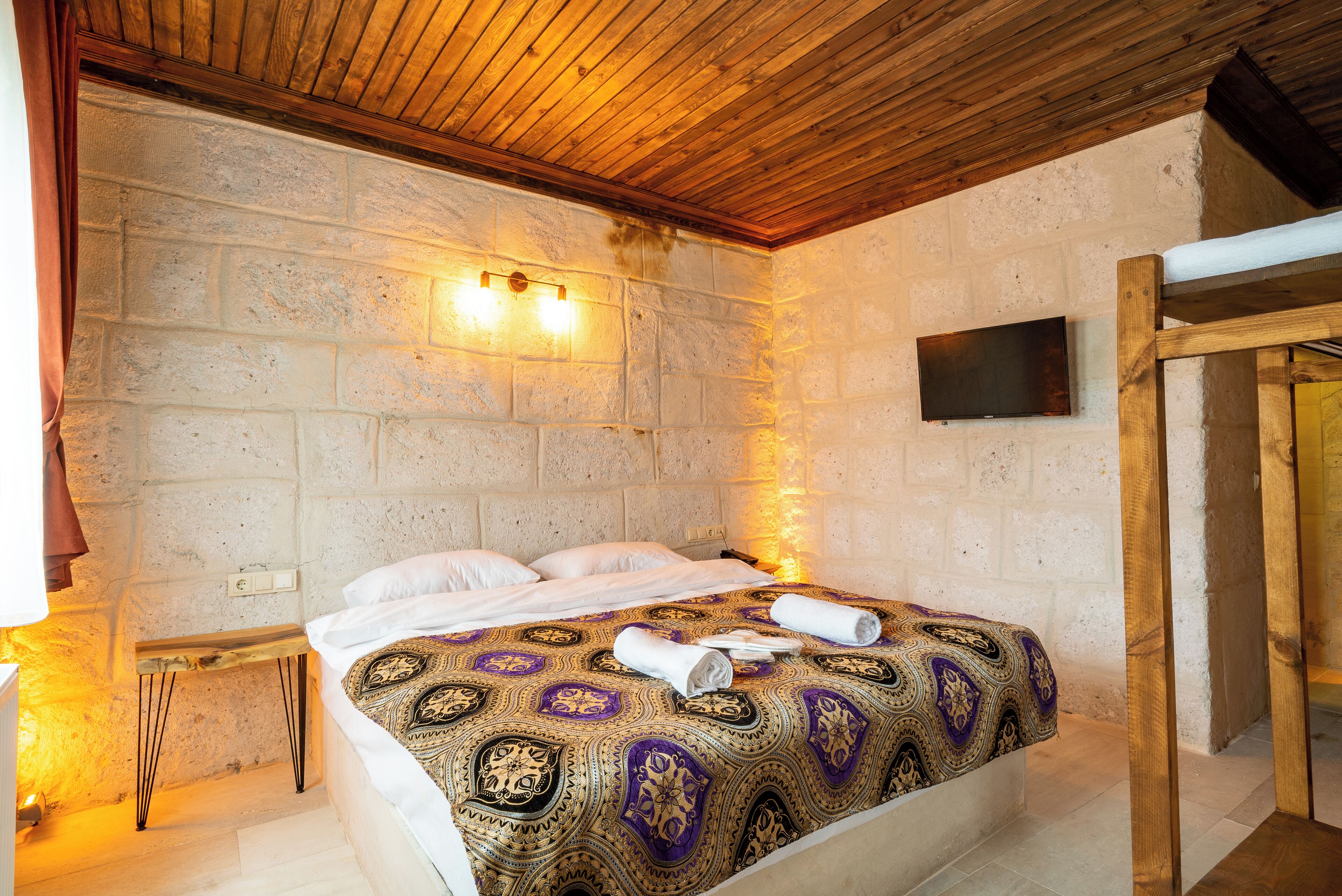 Snora Cave Hotel