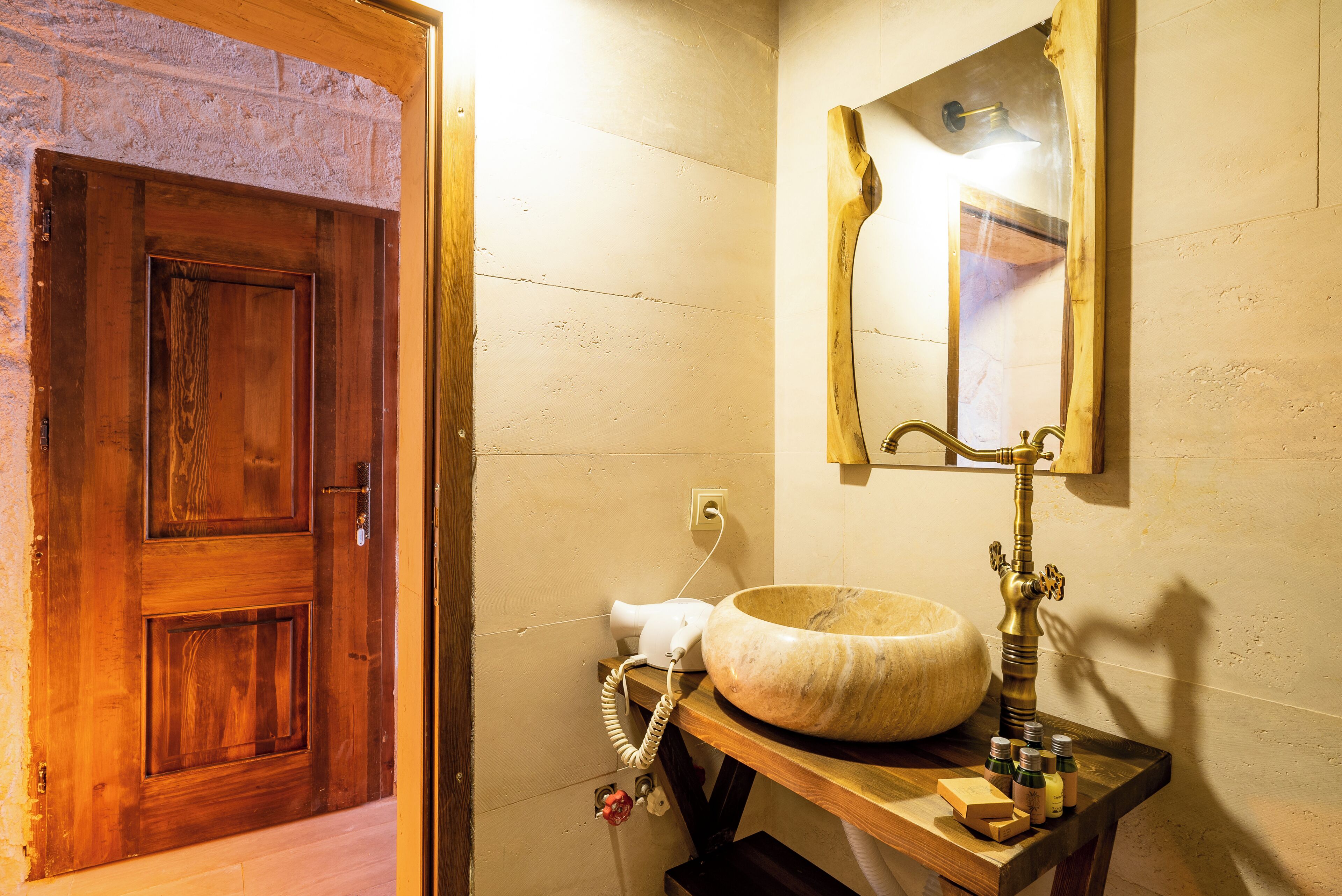 Snora Cave Hotel
