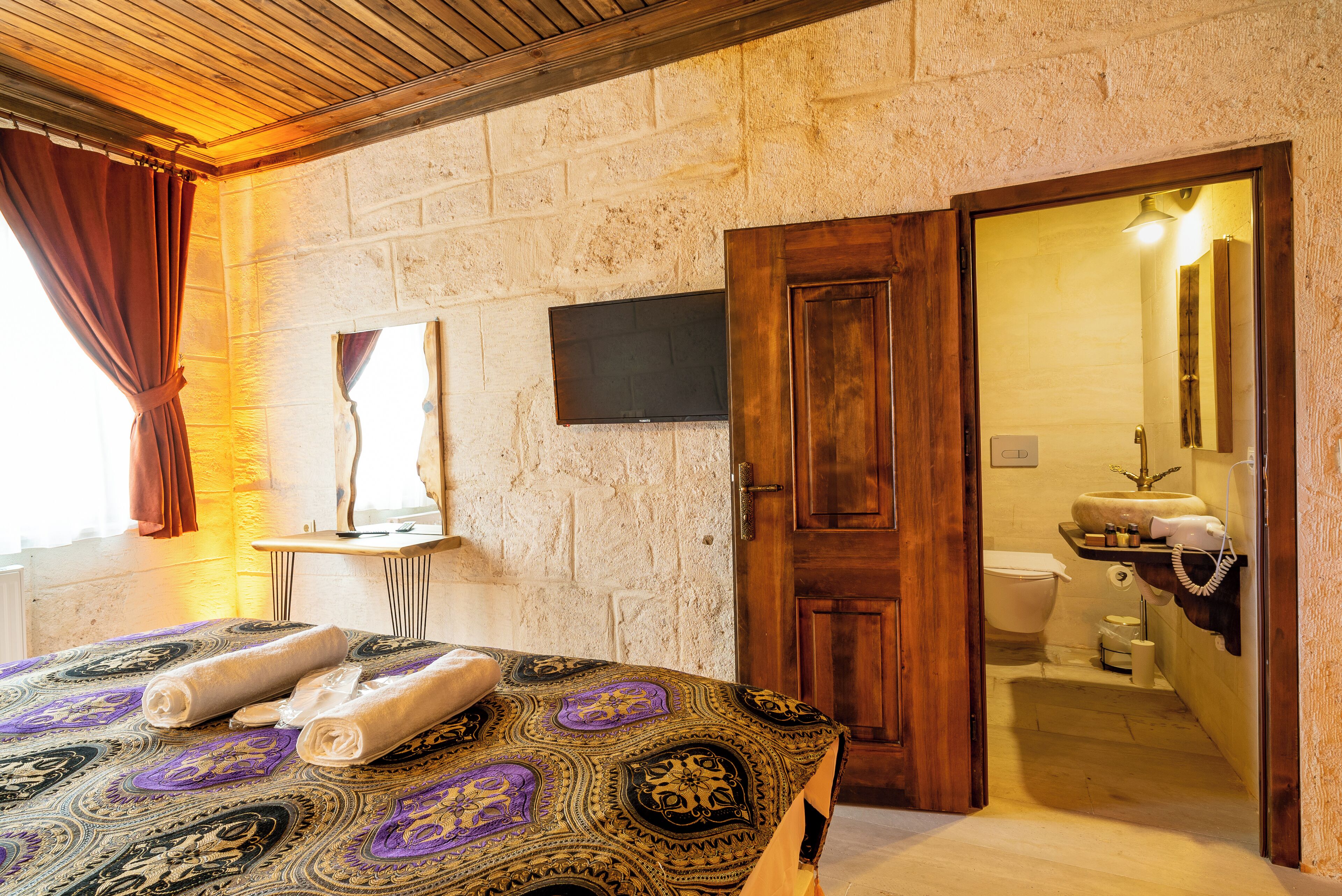 Snora Cave Hotel
