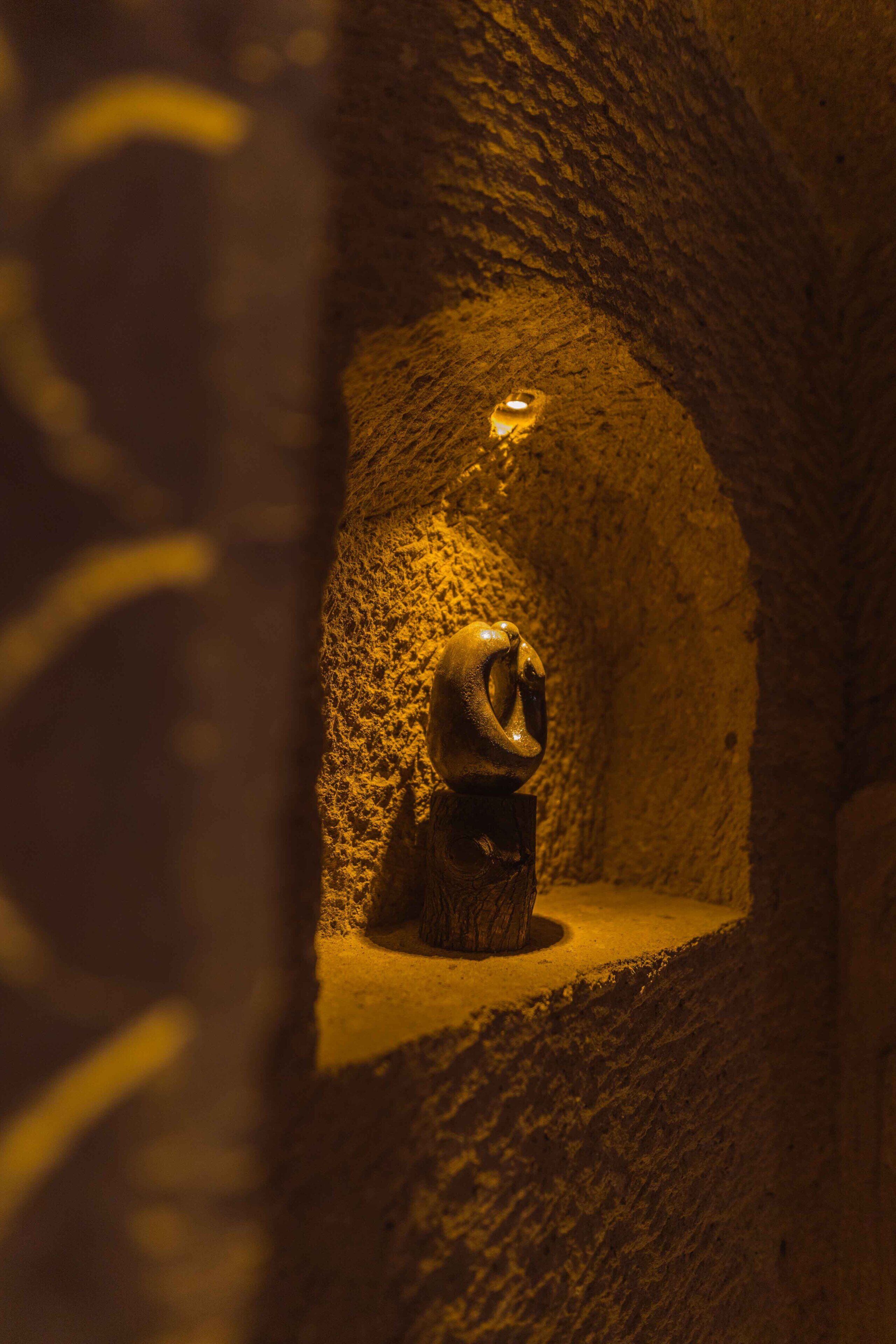 Solo Cave Suites