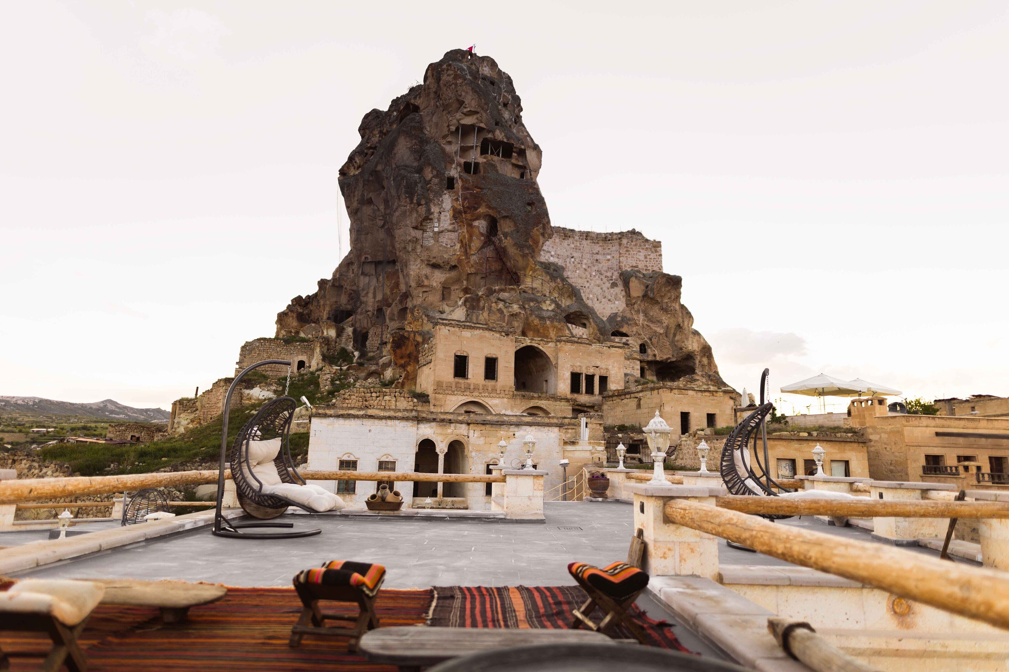 Solo Cave Suites