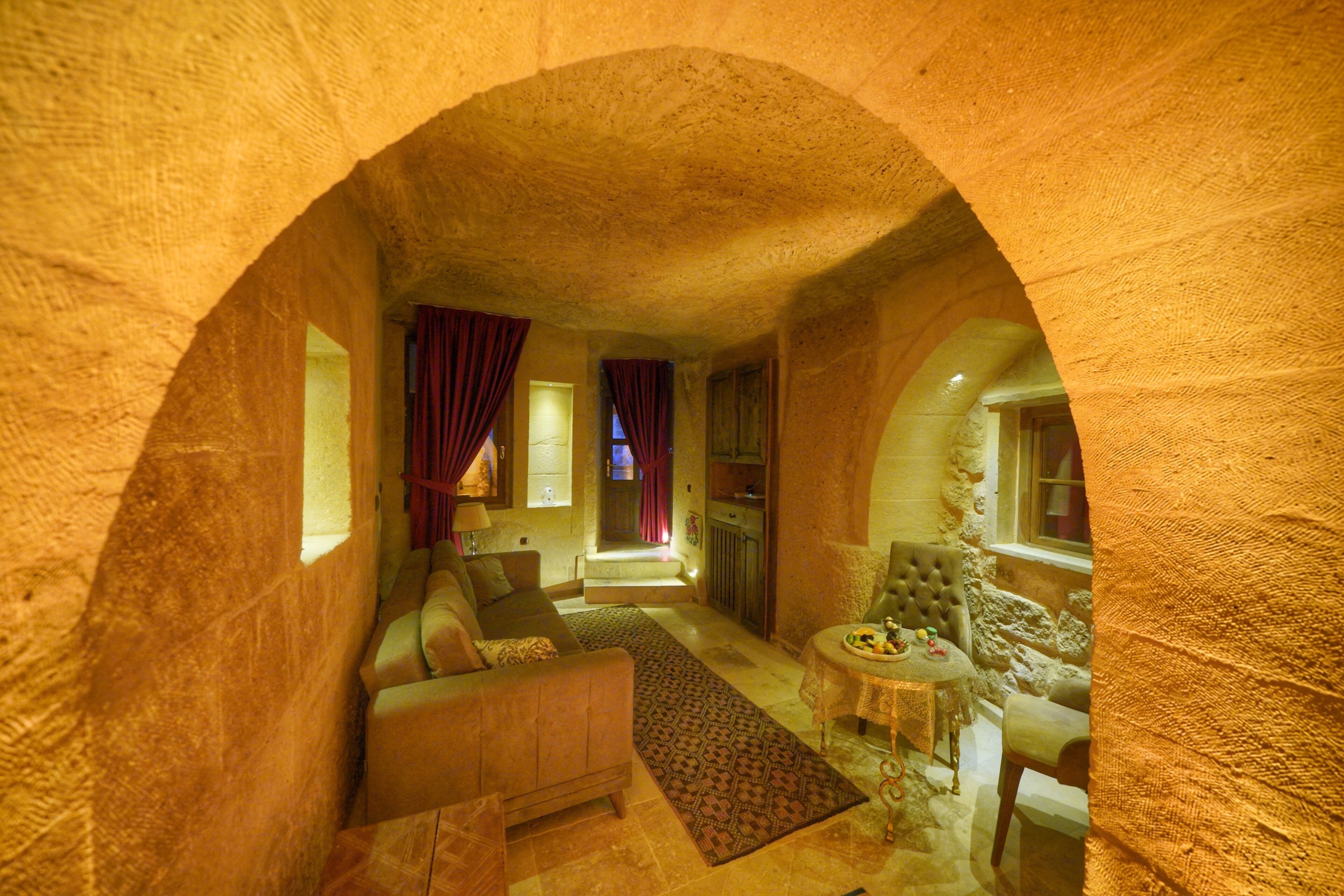 Takaev Cave Hotel