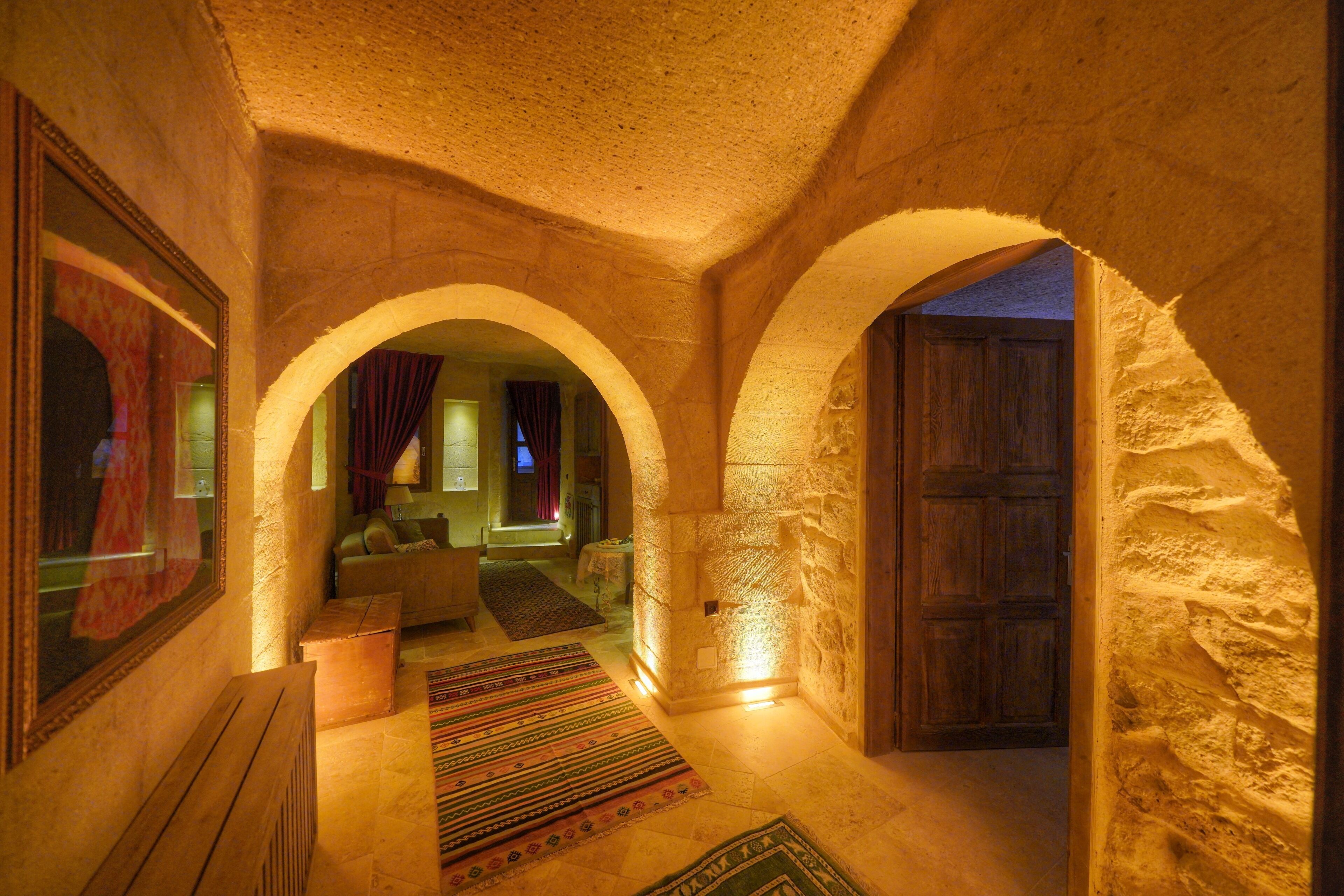 Takaev Cave Hotel
