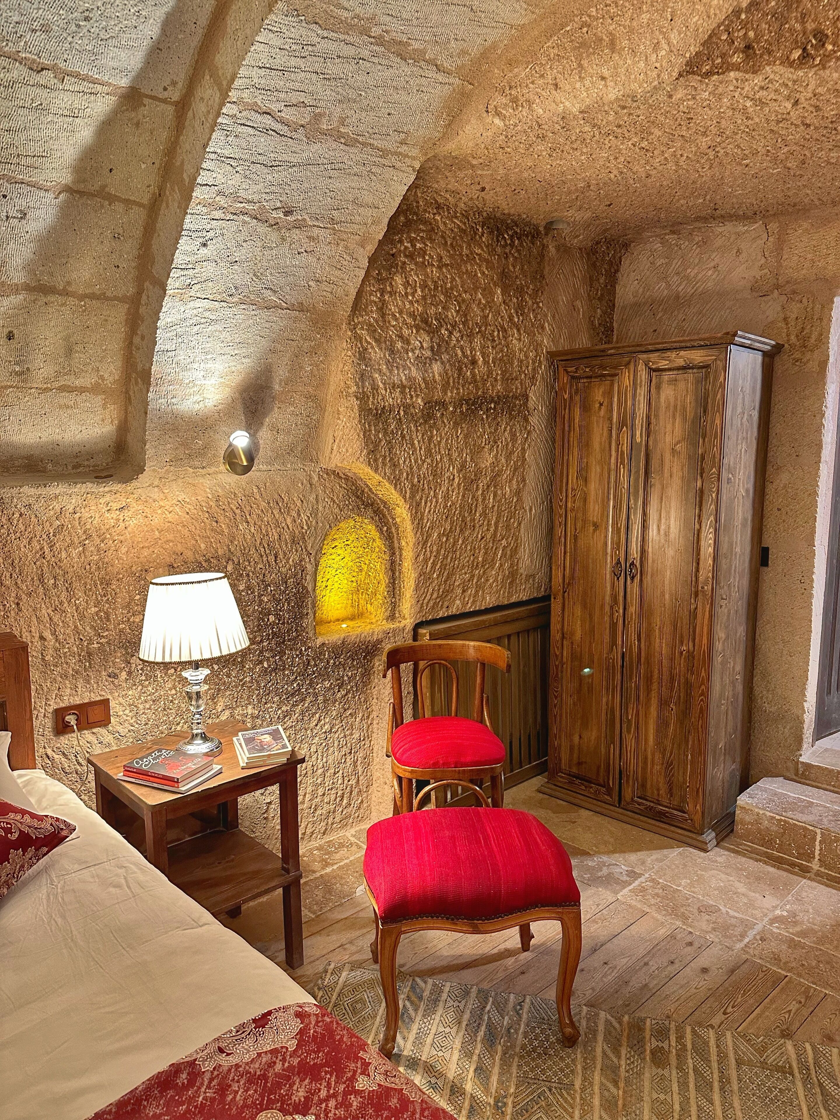 Takaev Cave Hotel