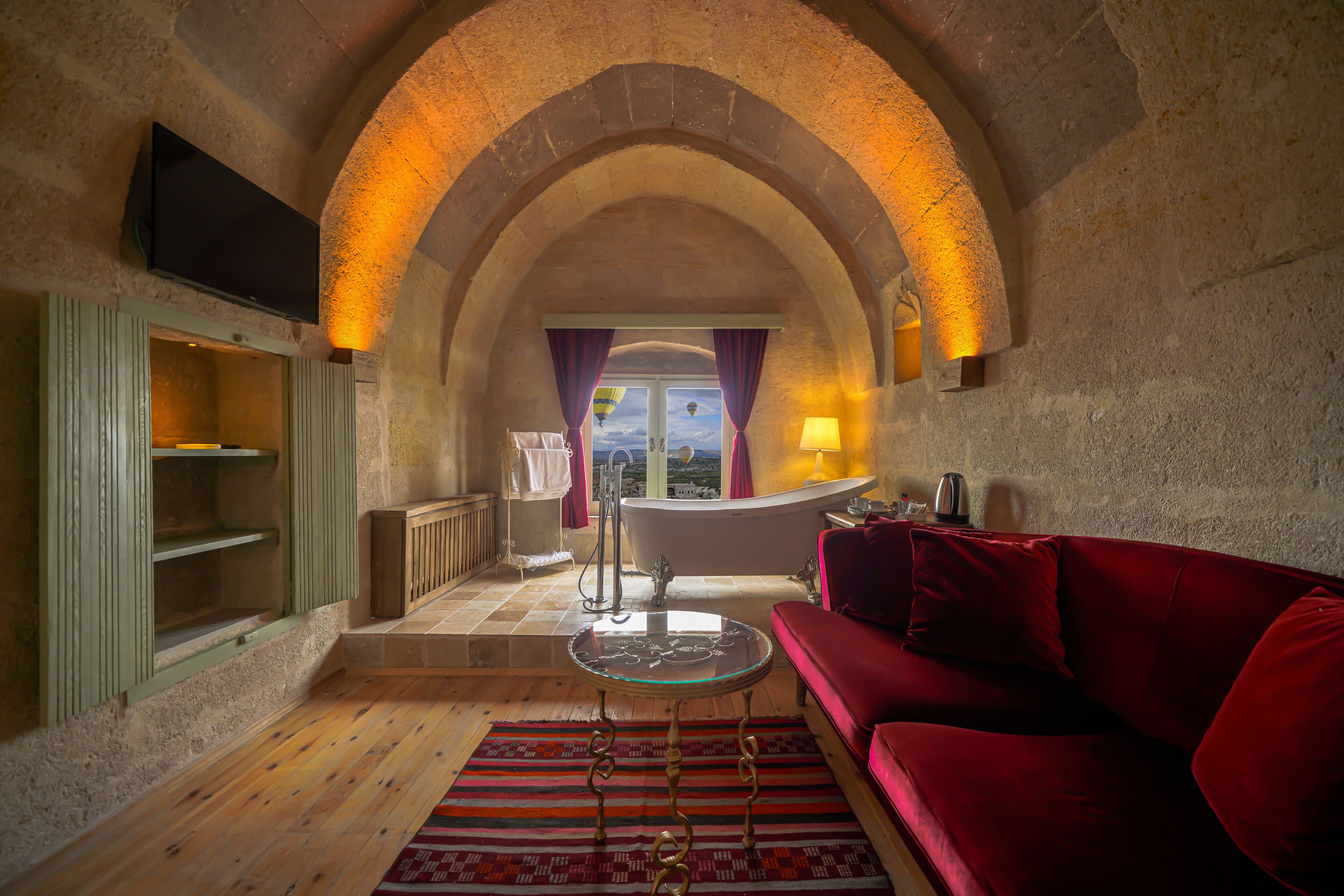Takaev Cave Hotel