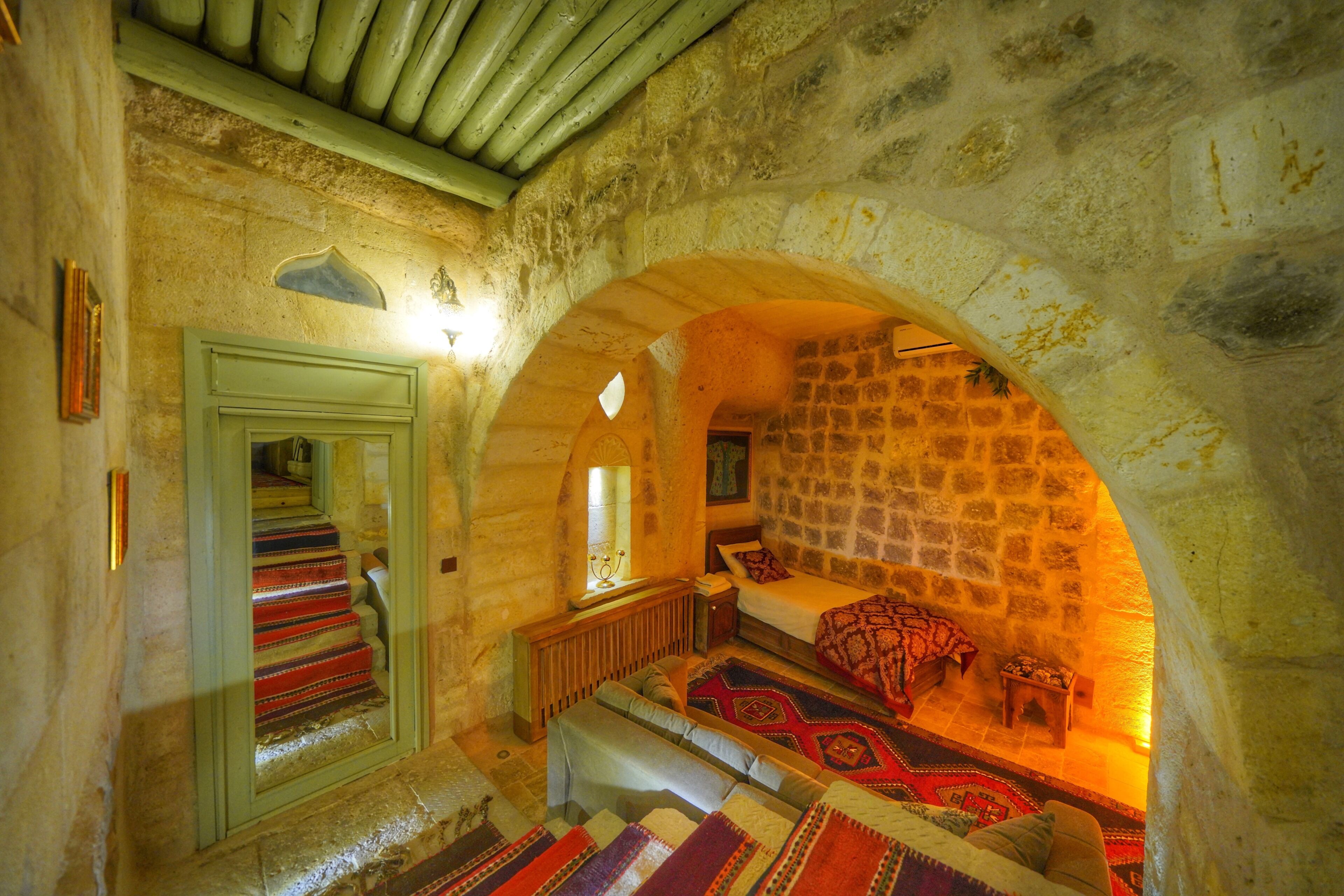 Takaev Cave Hotel