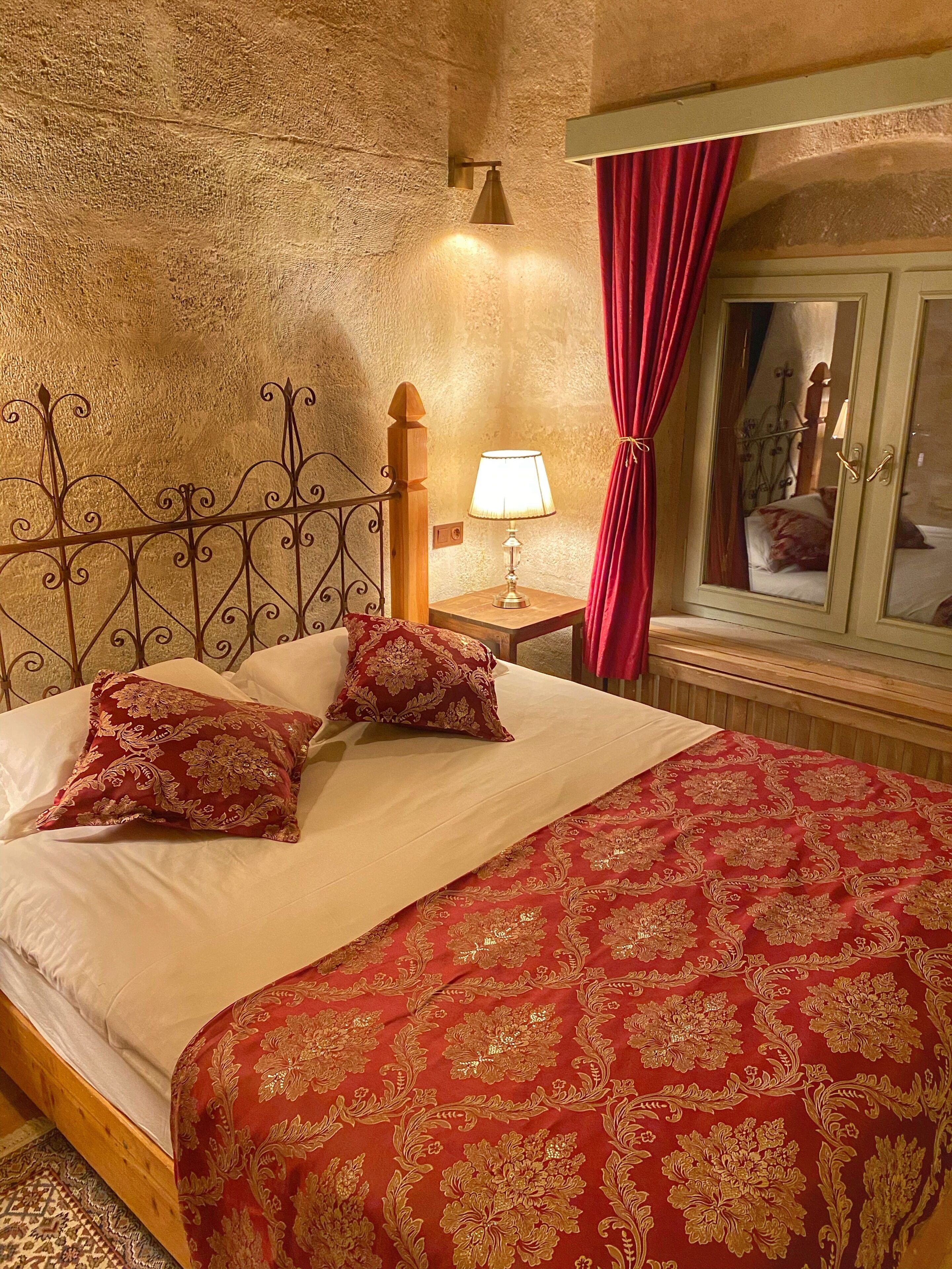 Takaev Cave Hotel