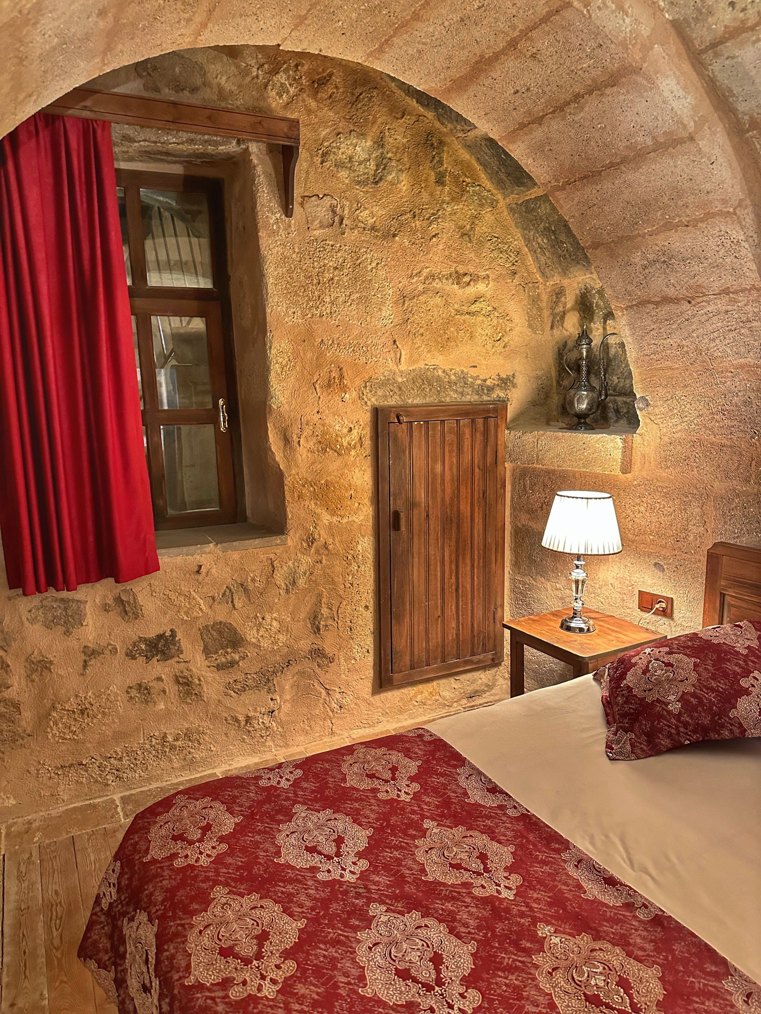 Takaev Cave Hotel