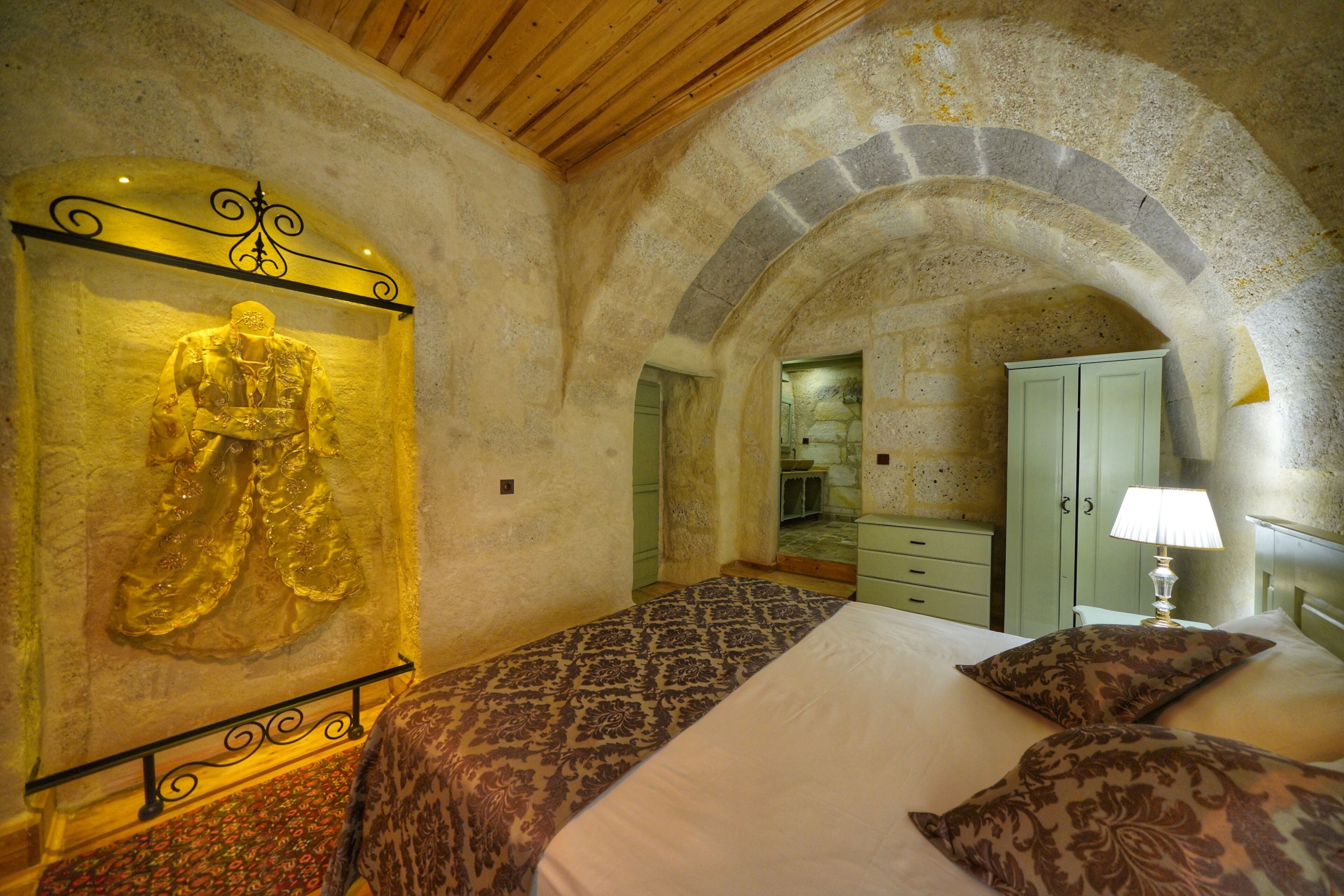 Takaev Cave Hotel