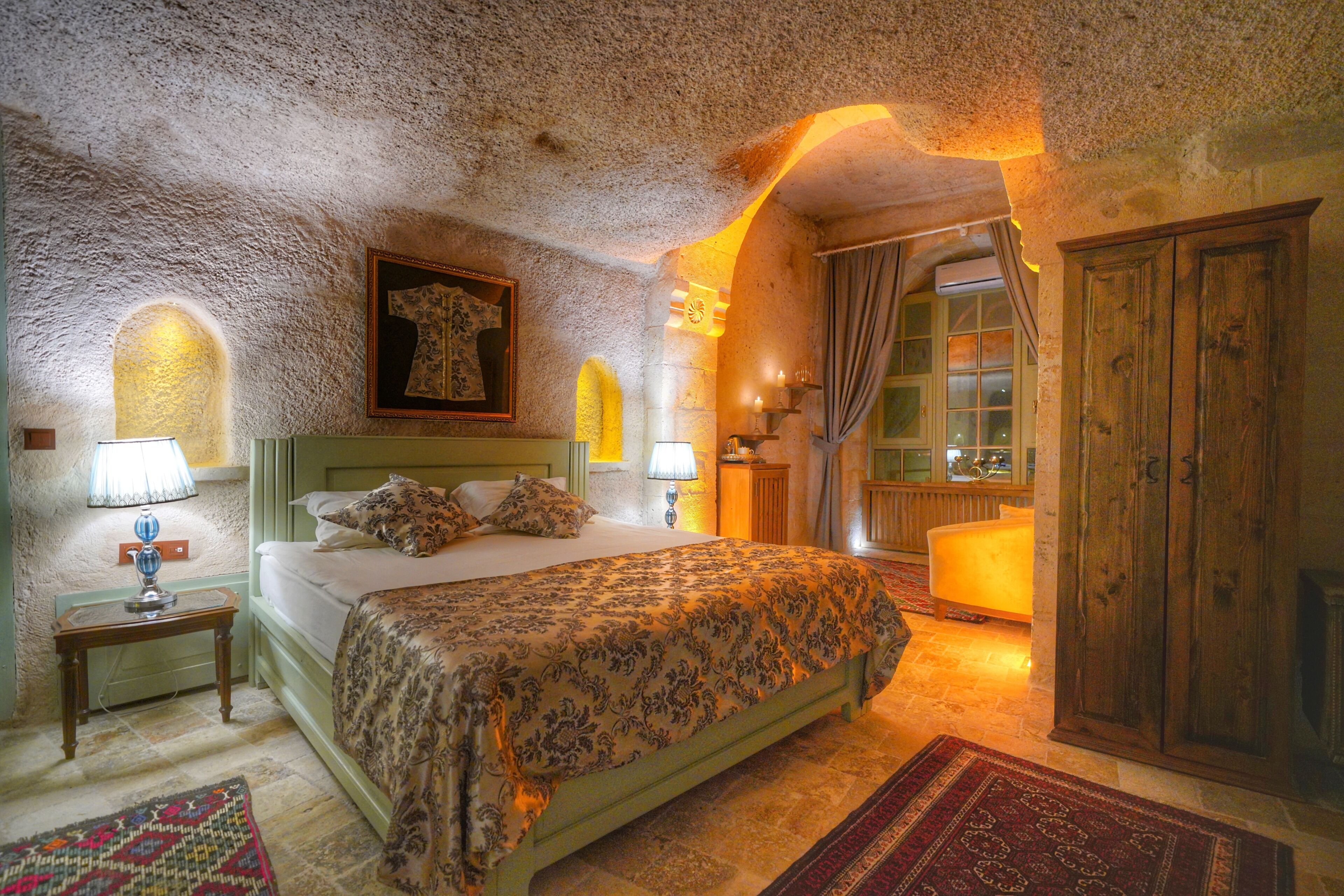 Takaev Cave Hotel