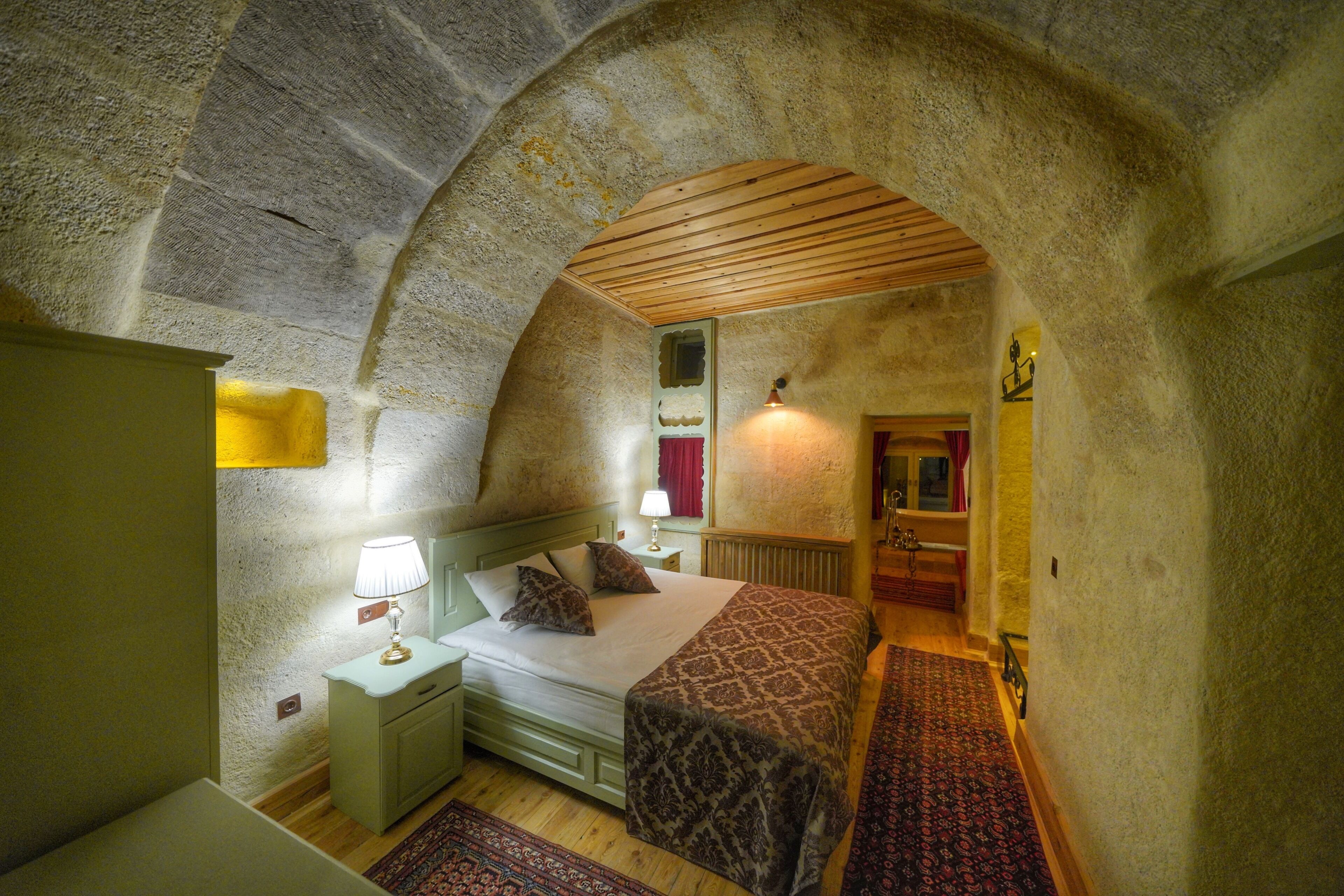 Takaev Cave Hotel