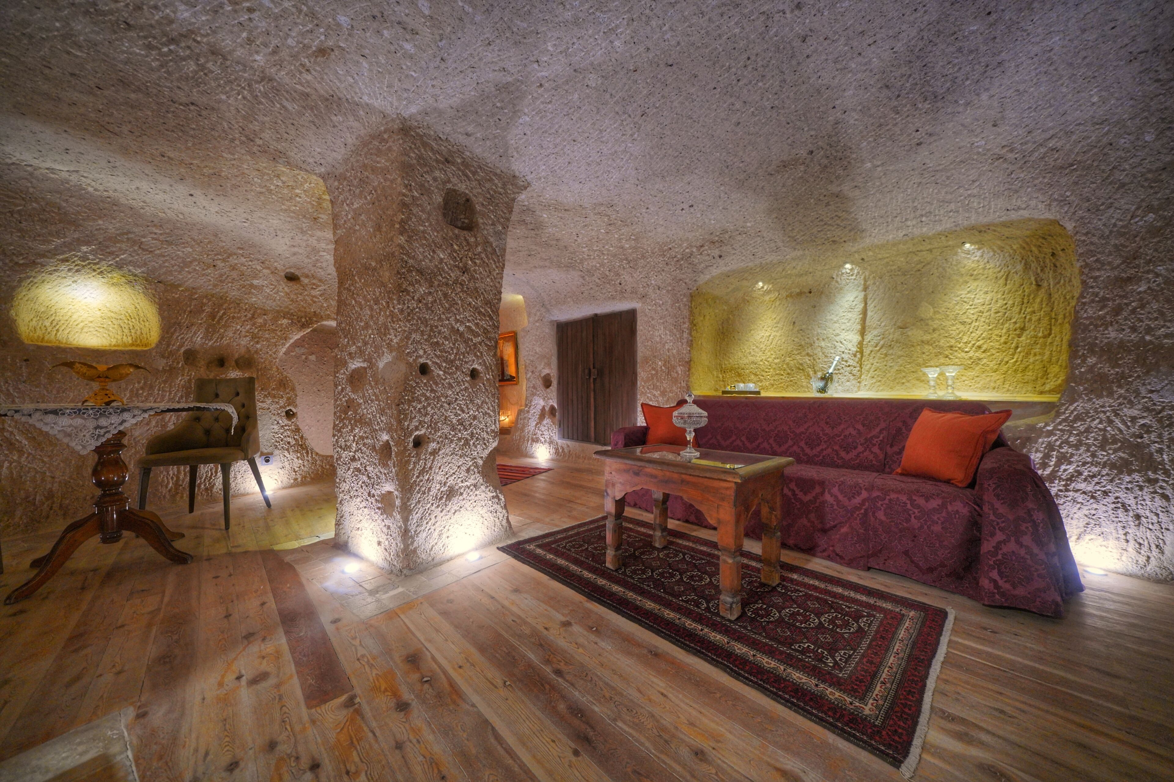 Takaev Cave Hotel