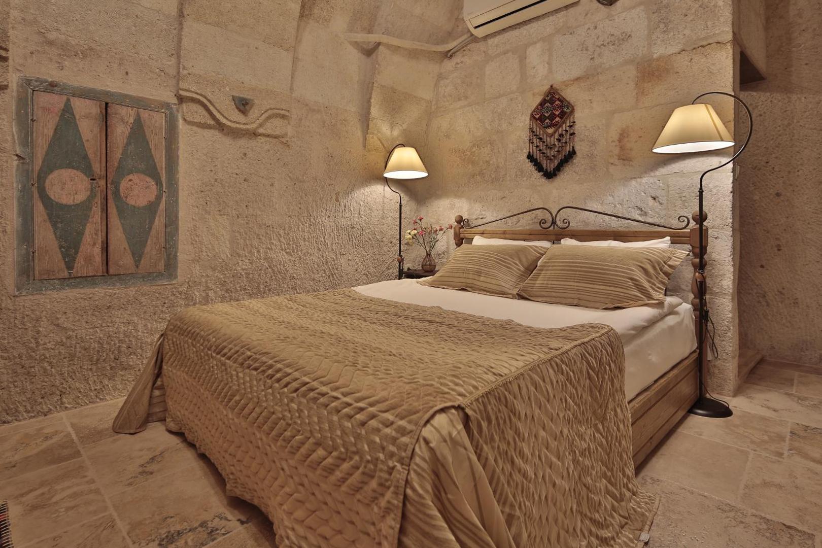 Tekkaya Cave Hotel