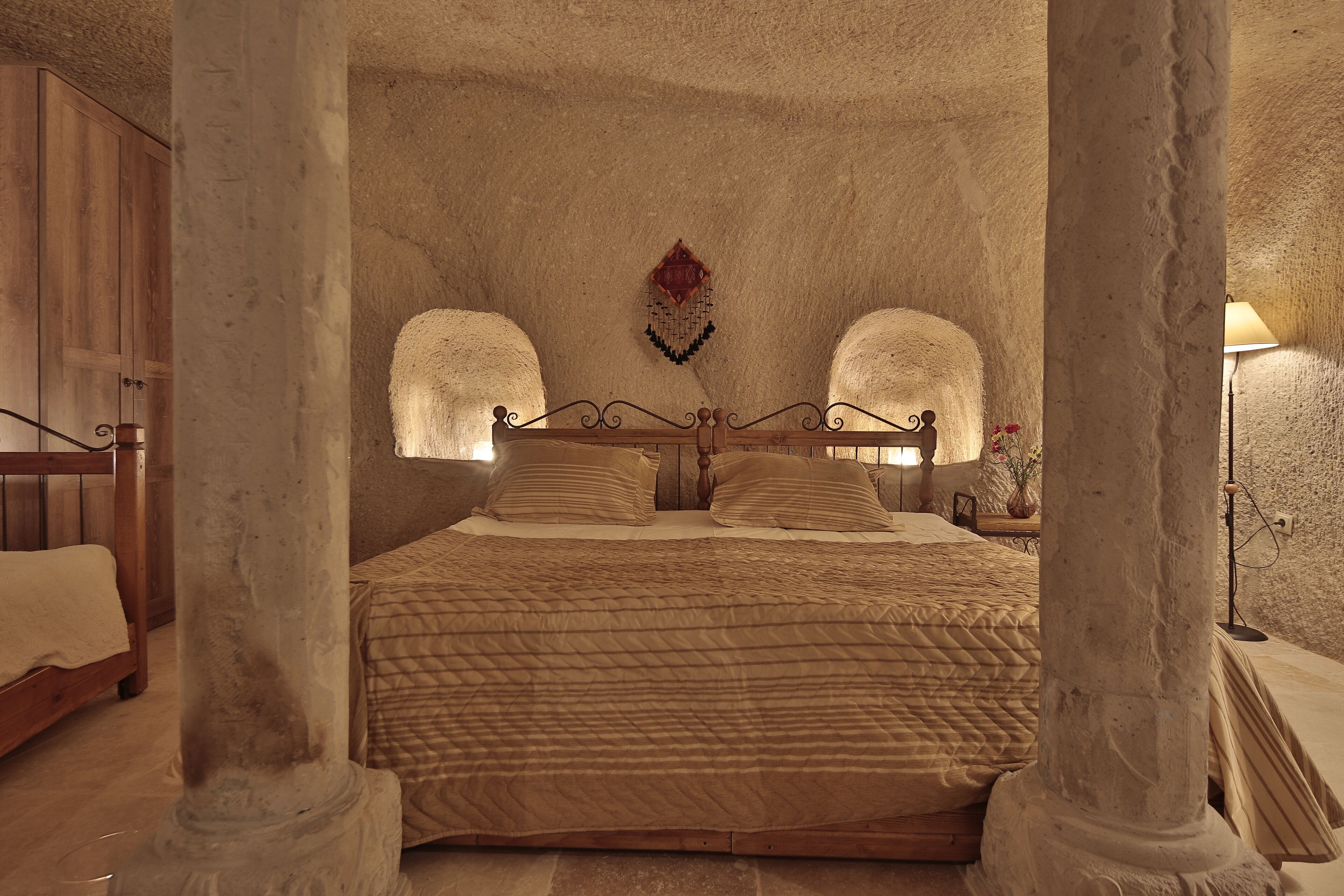 Tekkaya Cave Hotel