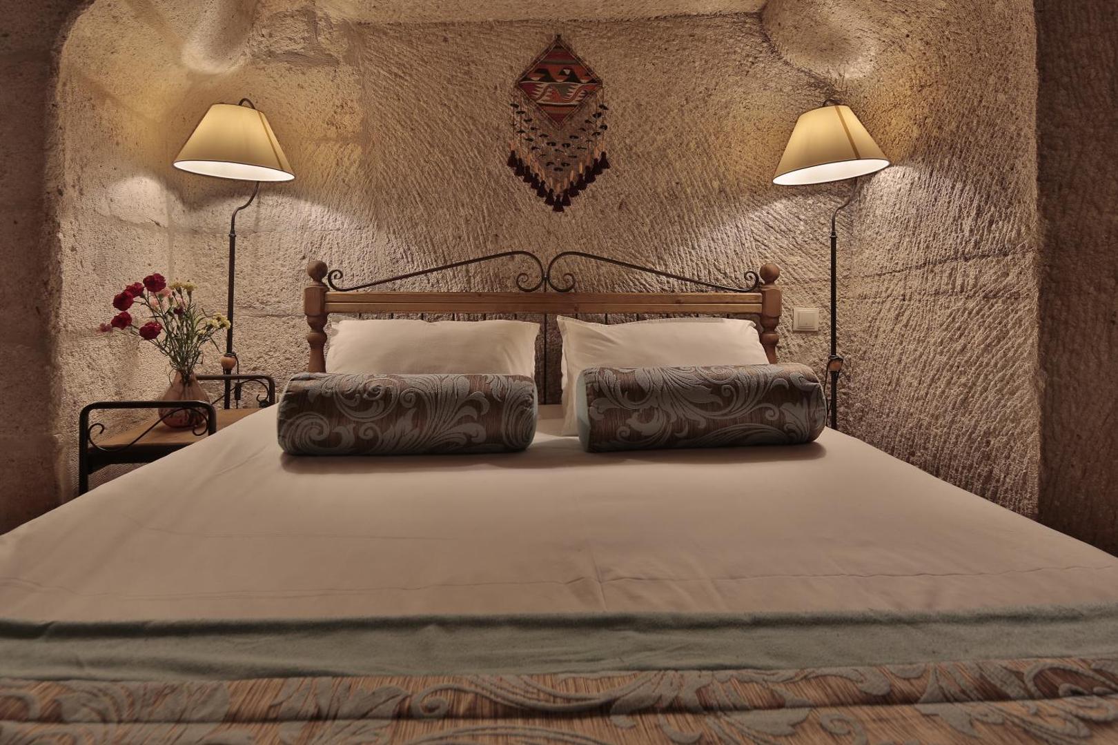 Tekkaya Cave Hotel