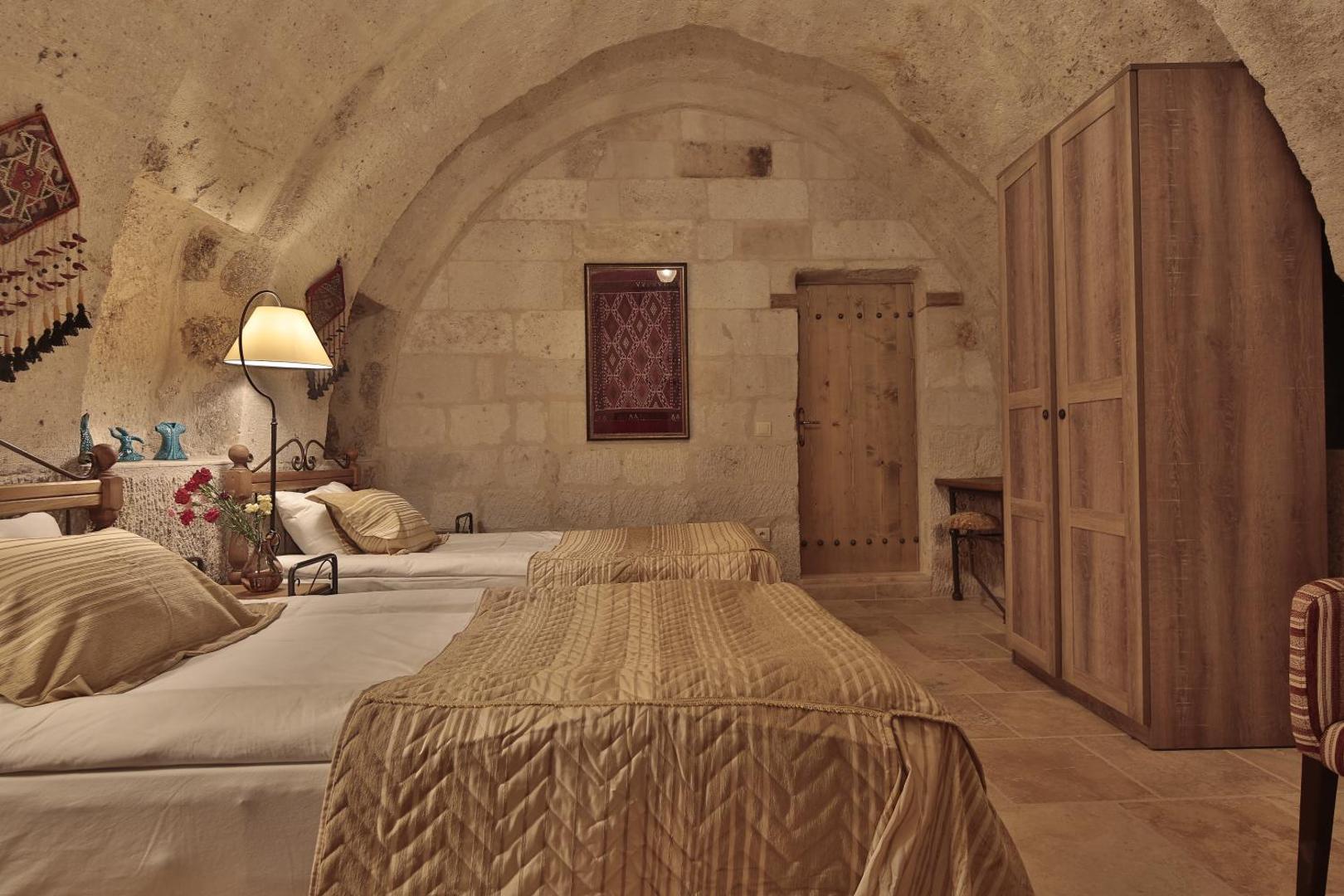 Tekkaya Cave Hotel