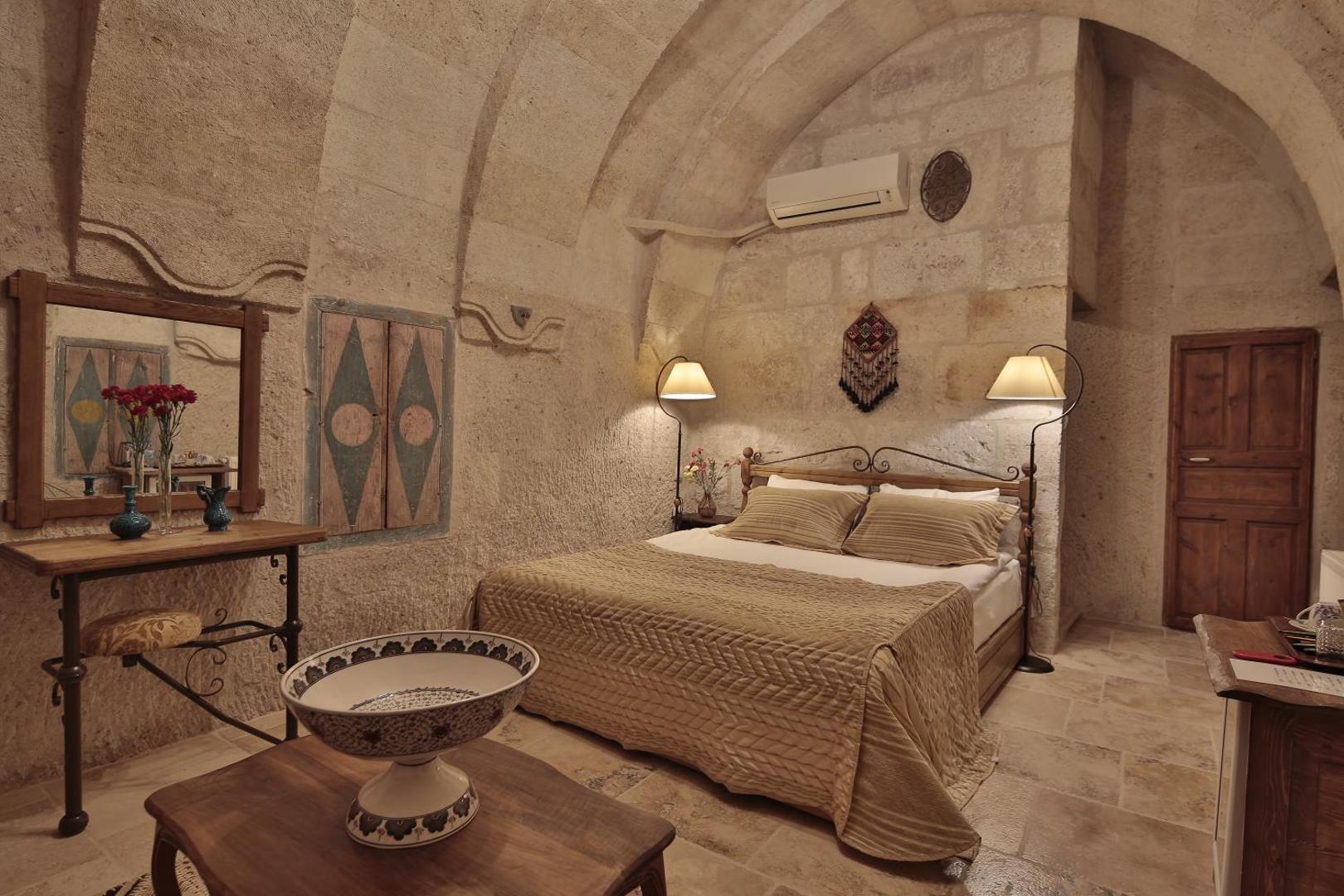 Tekkaya Cave Hotel
