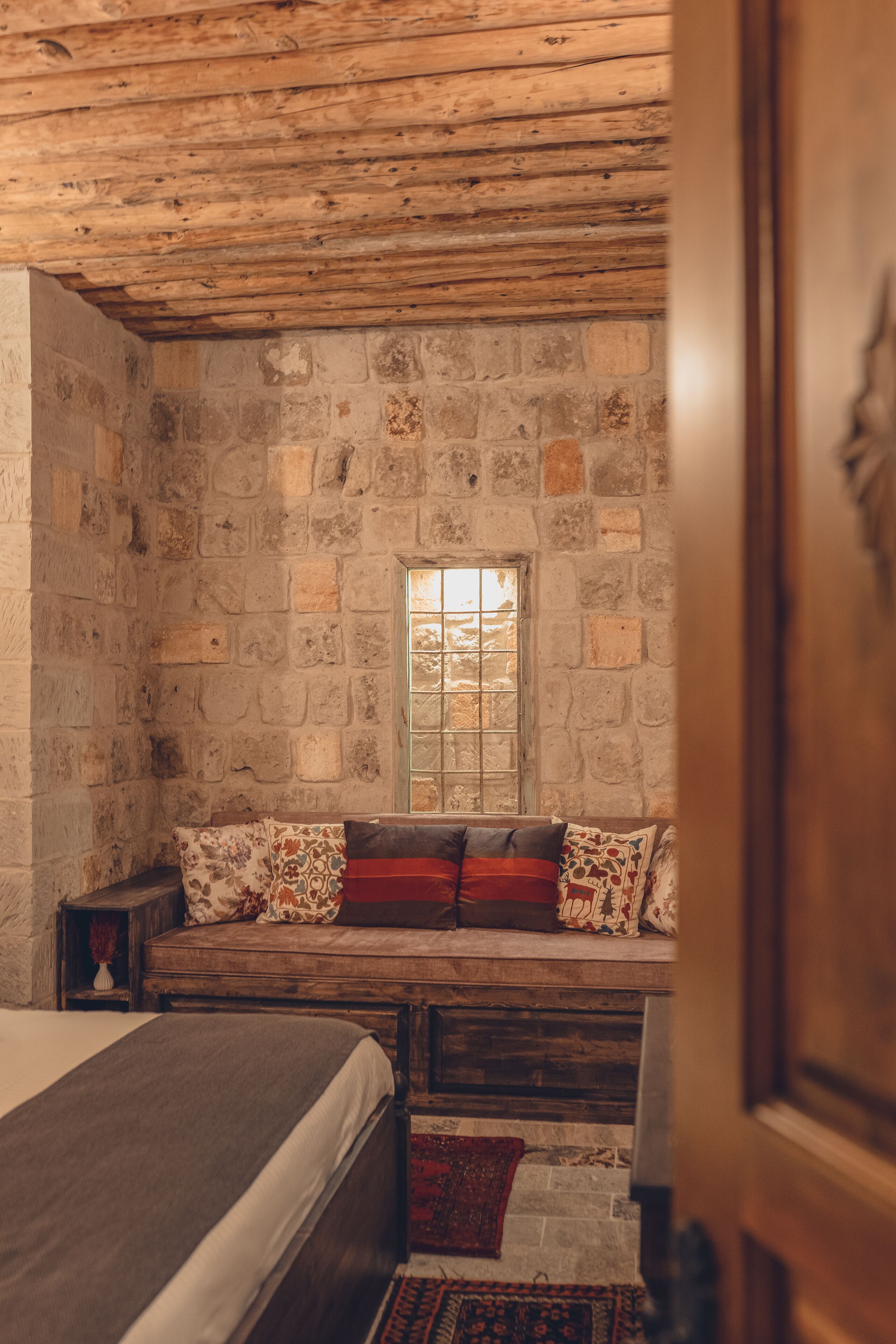 Vasil Cave Hotel
