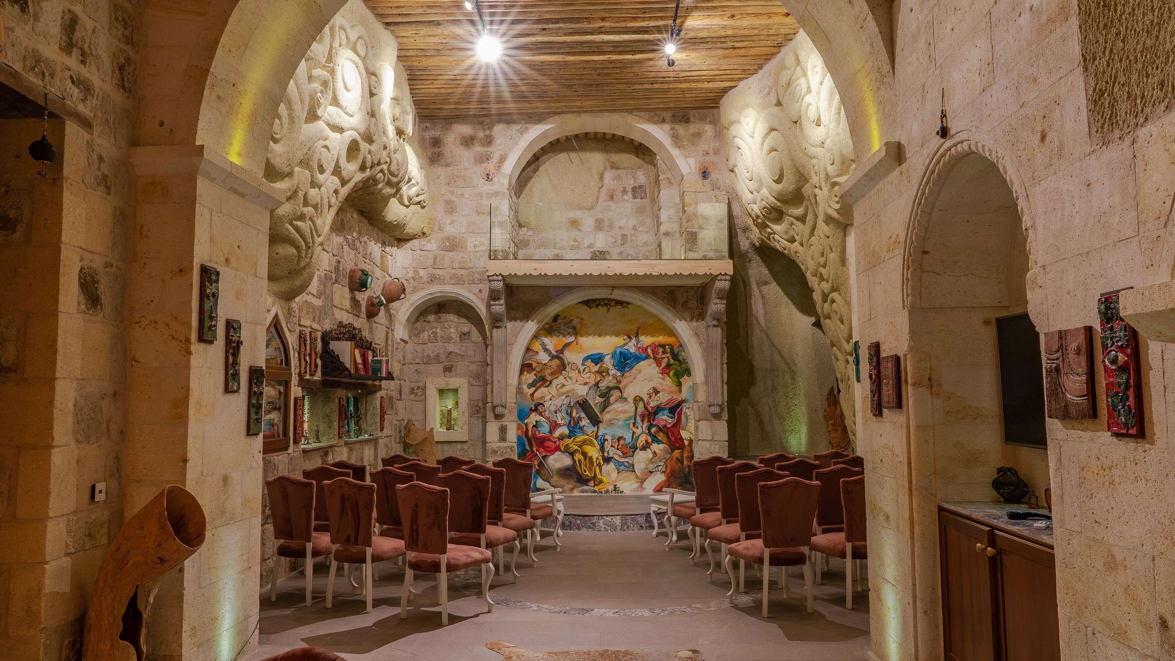 Elika Cave Suites Hotel & SPA