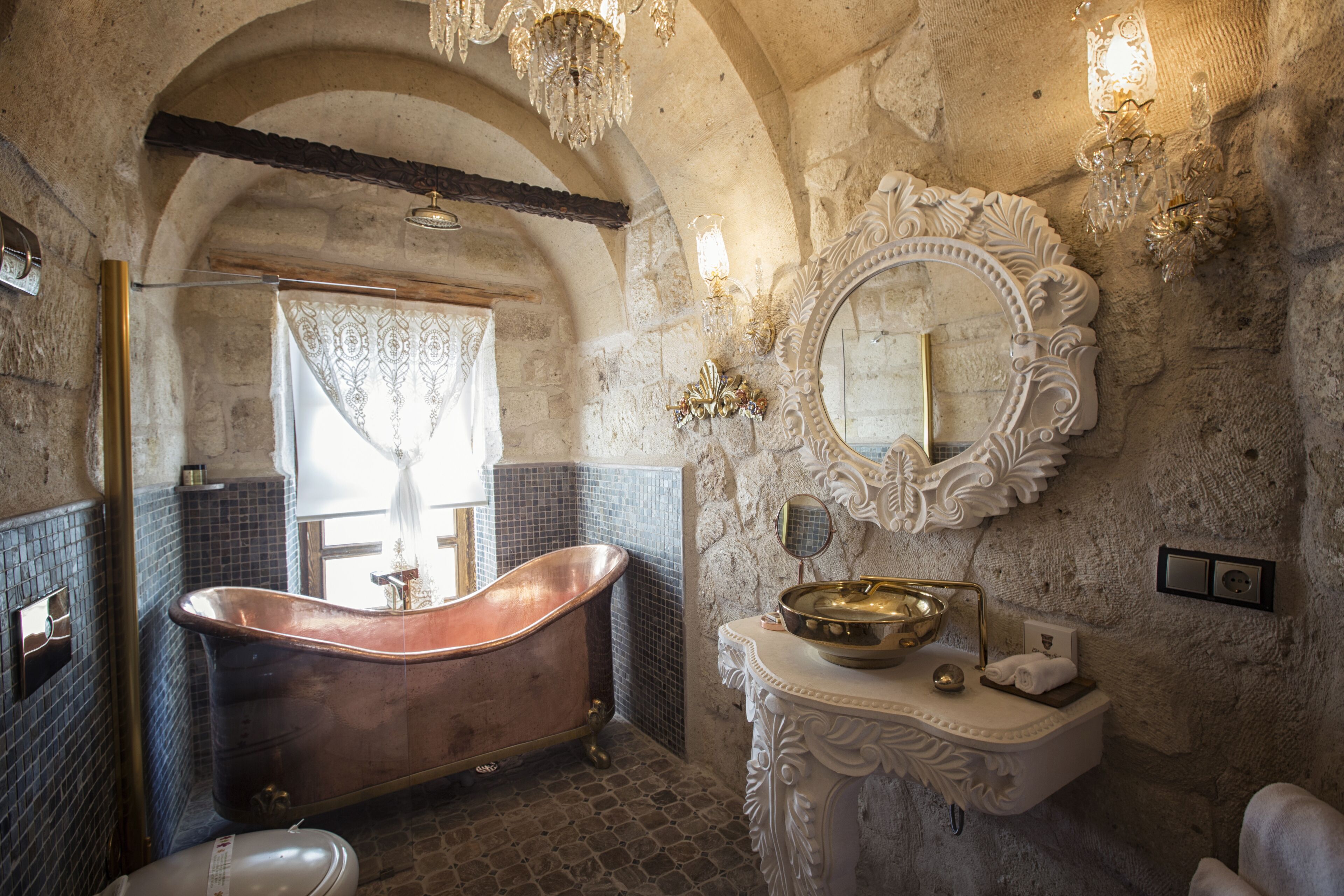 Elika Cave Suites Hotel & SPA