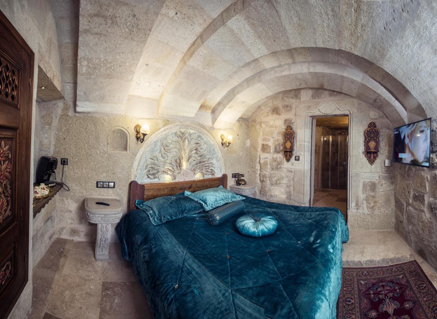 Elika Cave Suites Hotel & SPA