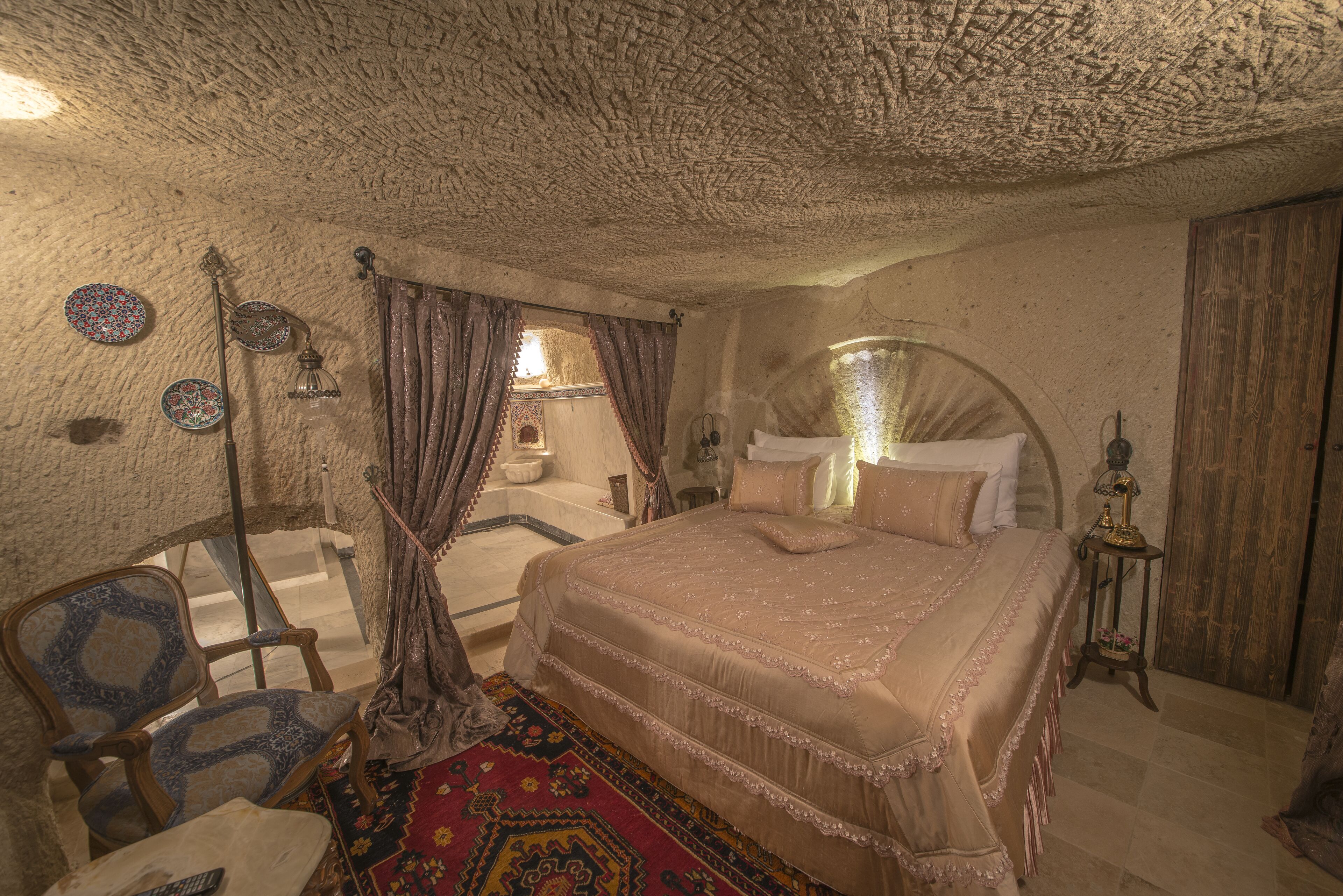 Elika Cave Suites Hotel & SPA