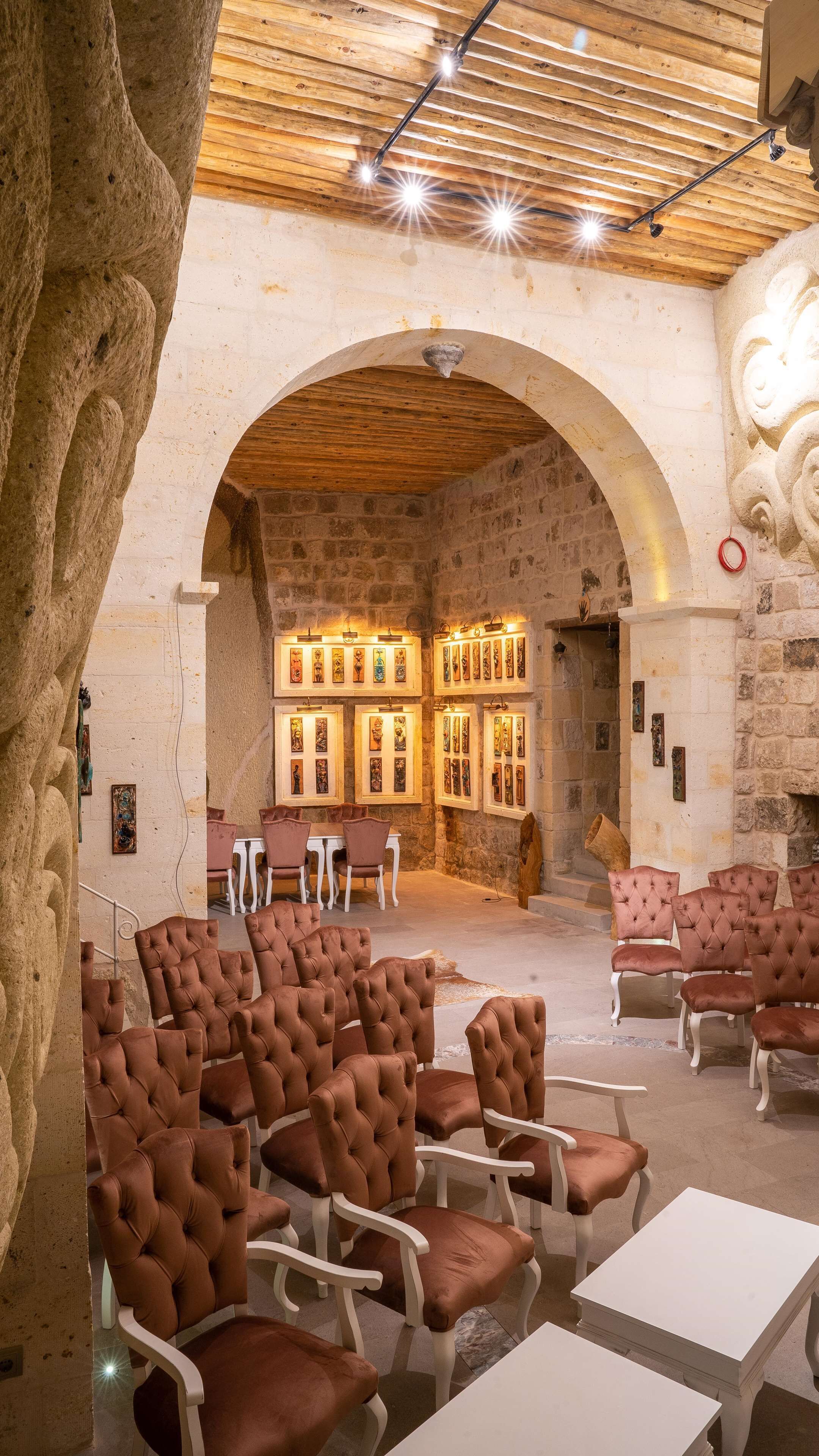 Elika Cave Suites Hotel & SPA