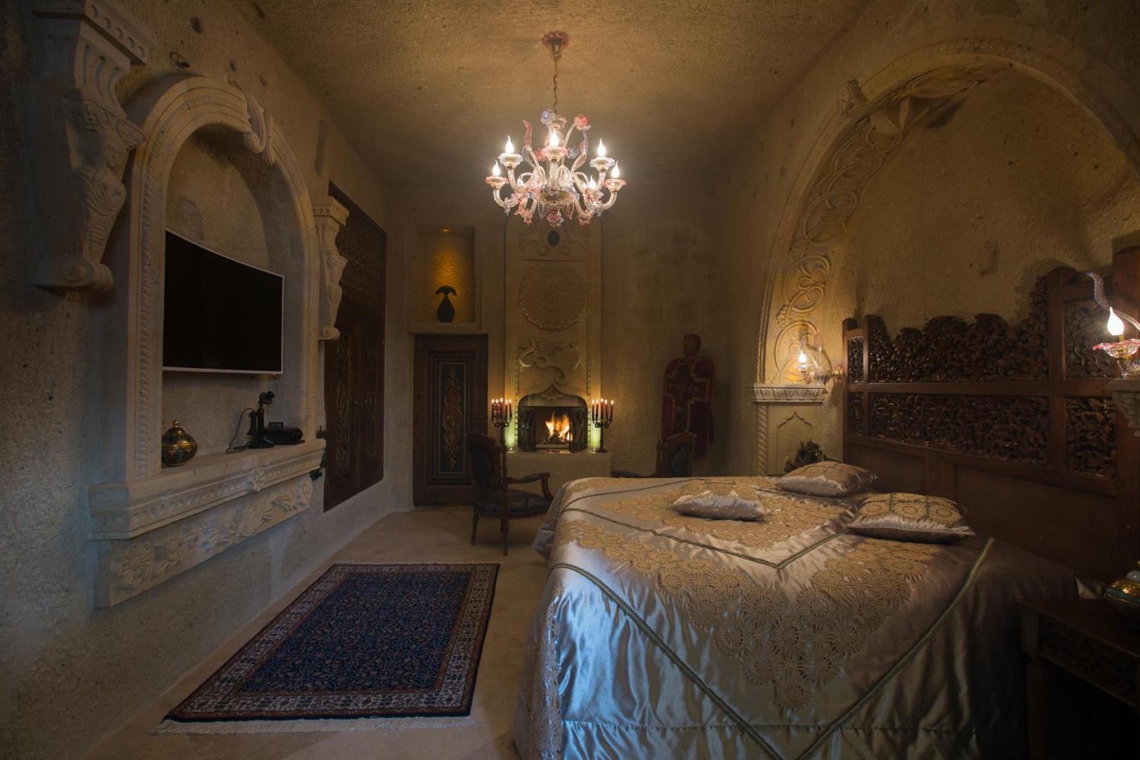 Elika Cave Suites Hotel & SPA