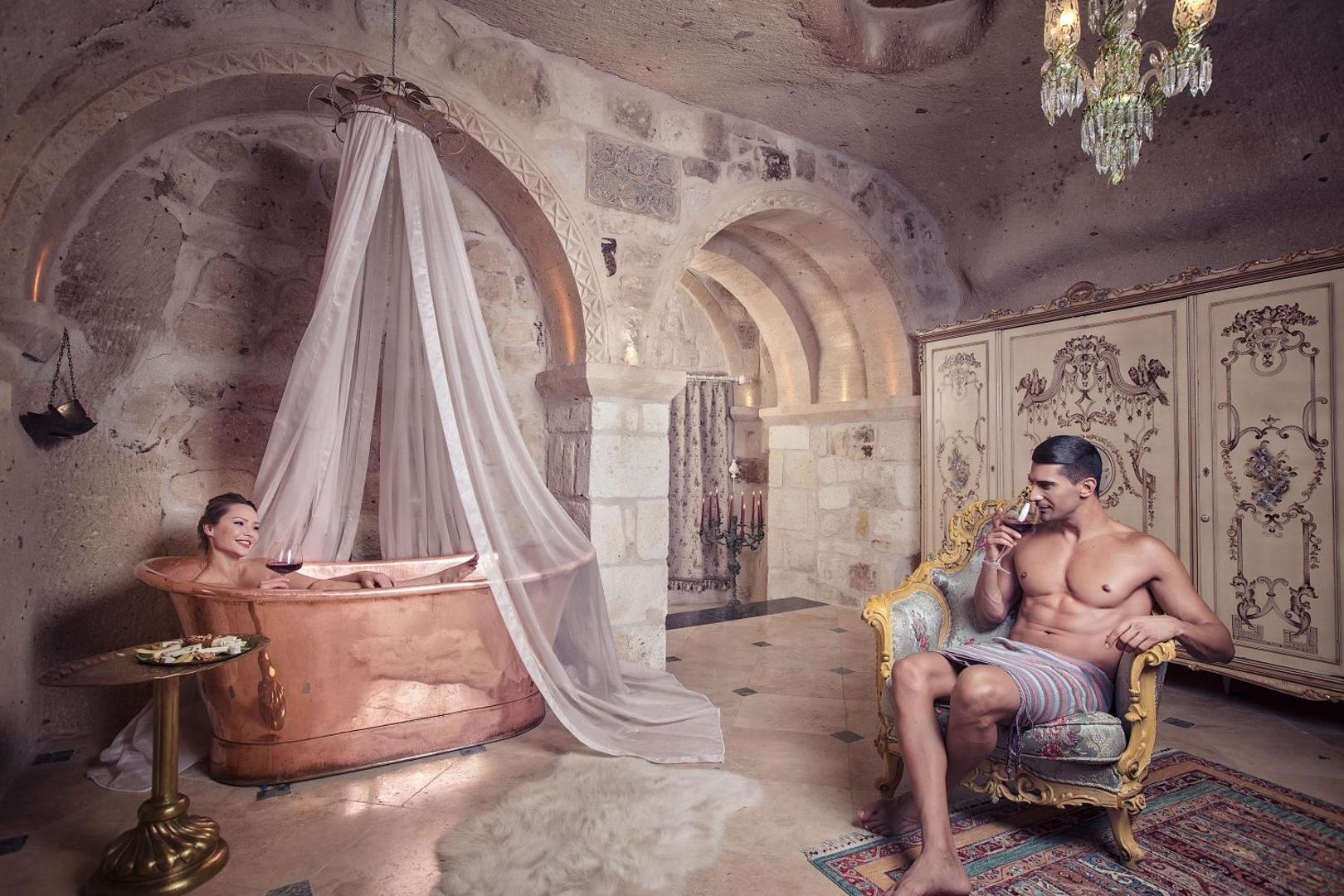 Elika Cave Suites Hotel & SPA