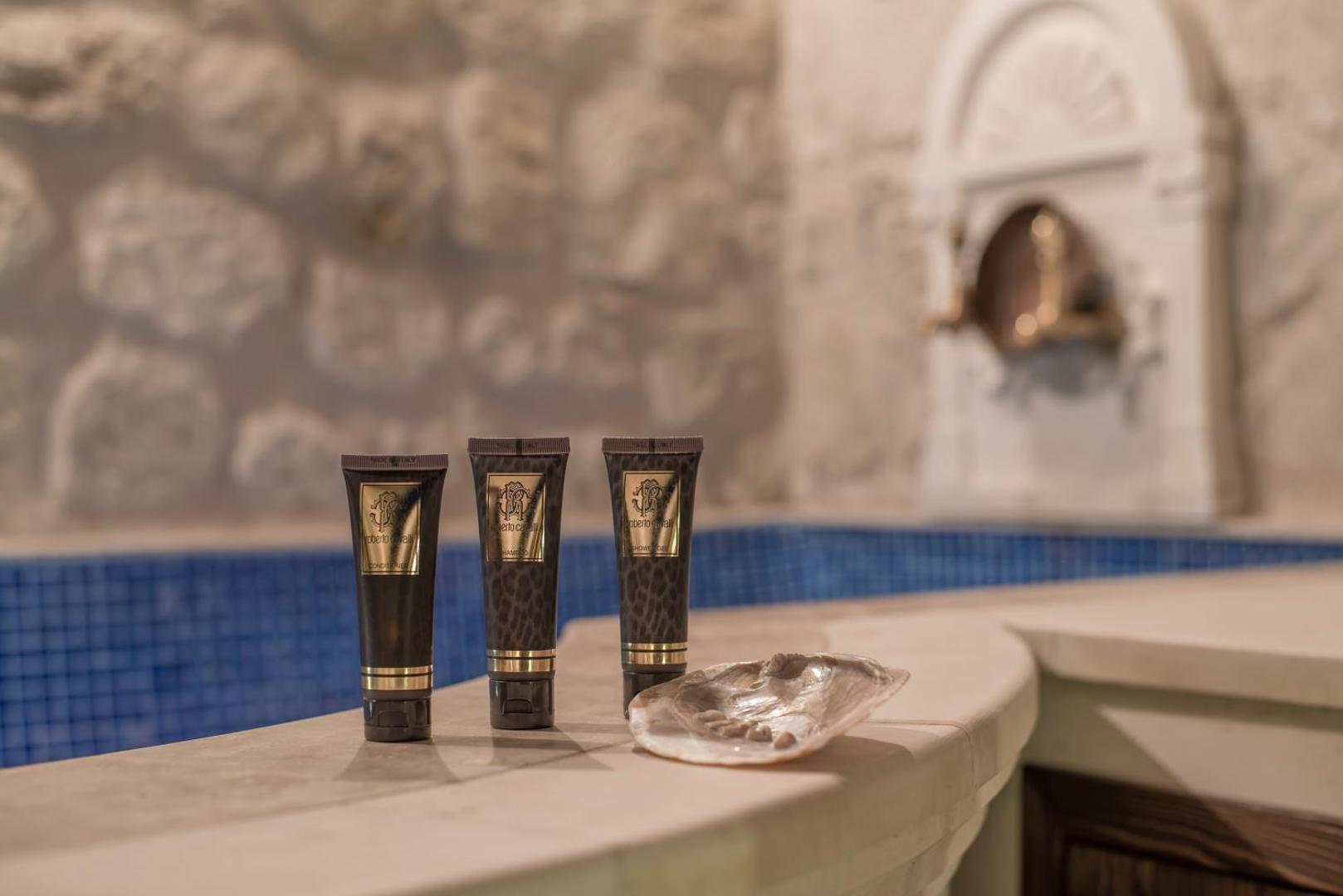 Elika Cave Suites Hotel & SPA