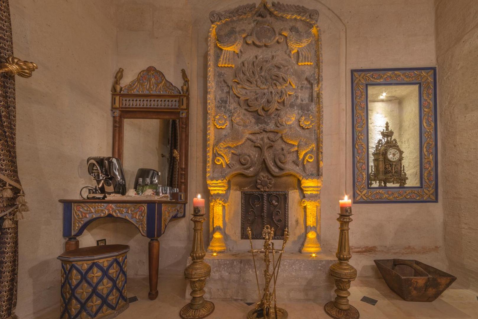 Elika Cave Suites Hotel & SPA