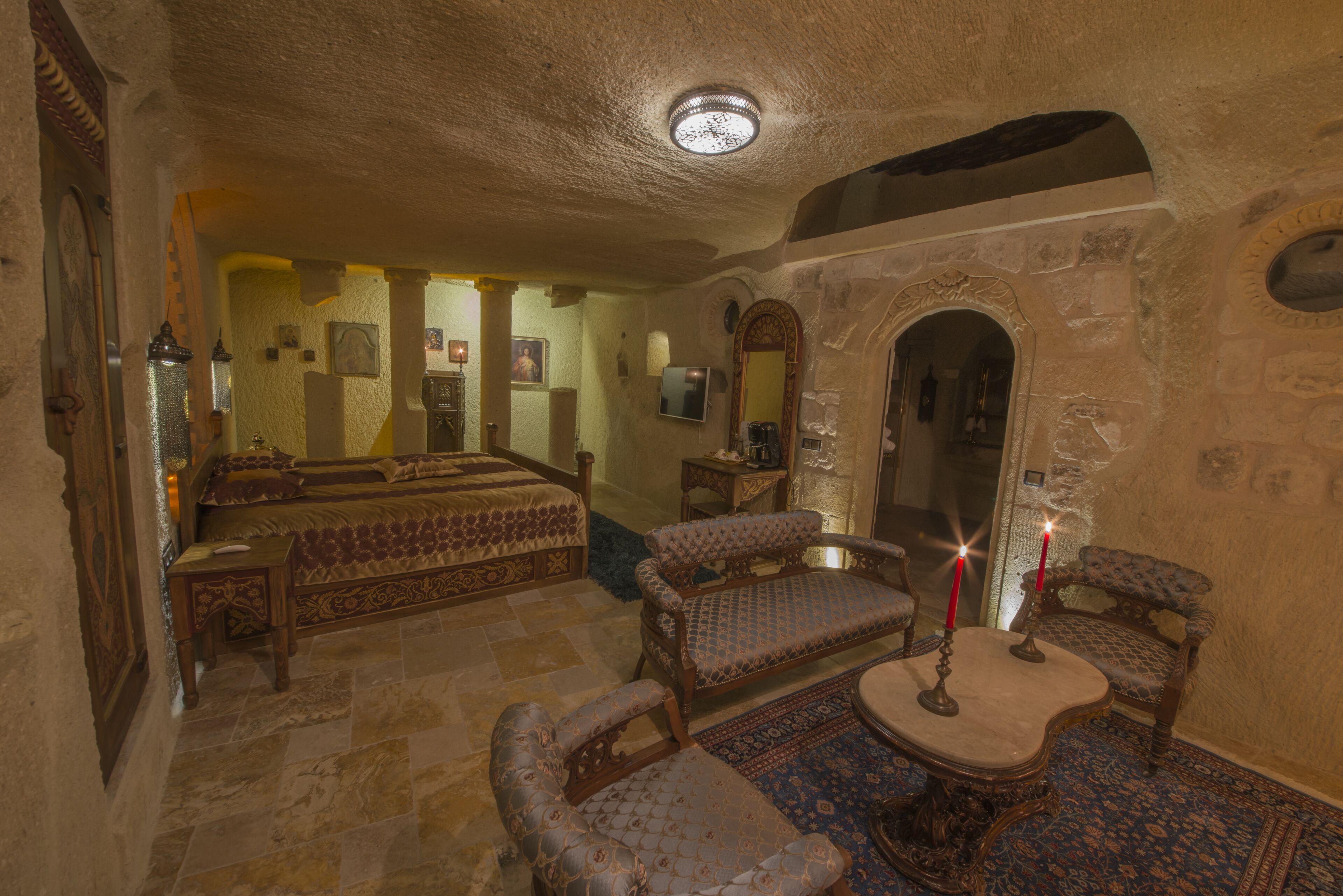 Elika Cave Suites Hotel & SPA