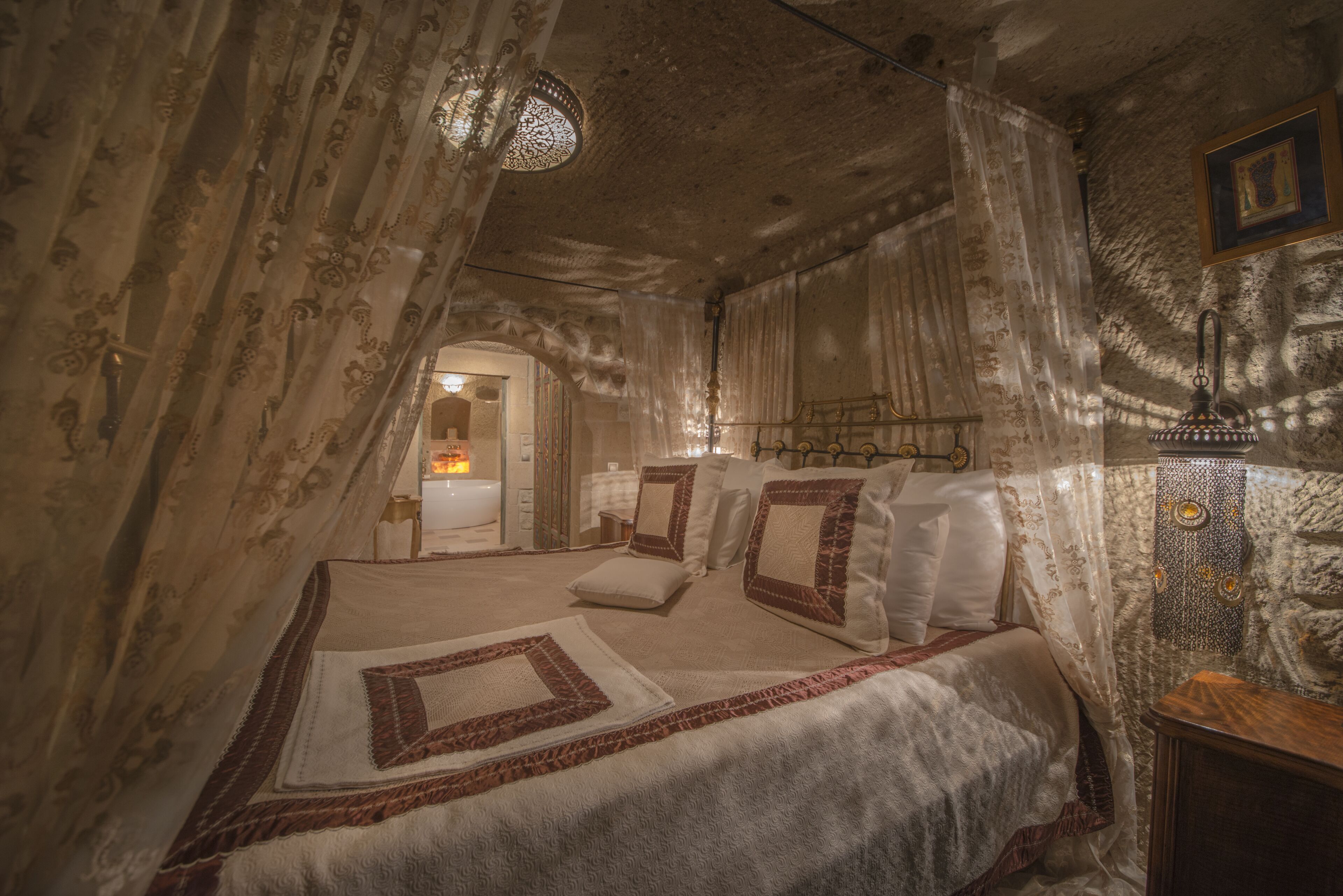 Elika Cave Suites Hotel & SPA