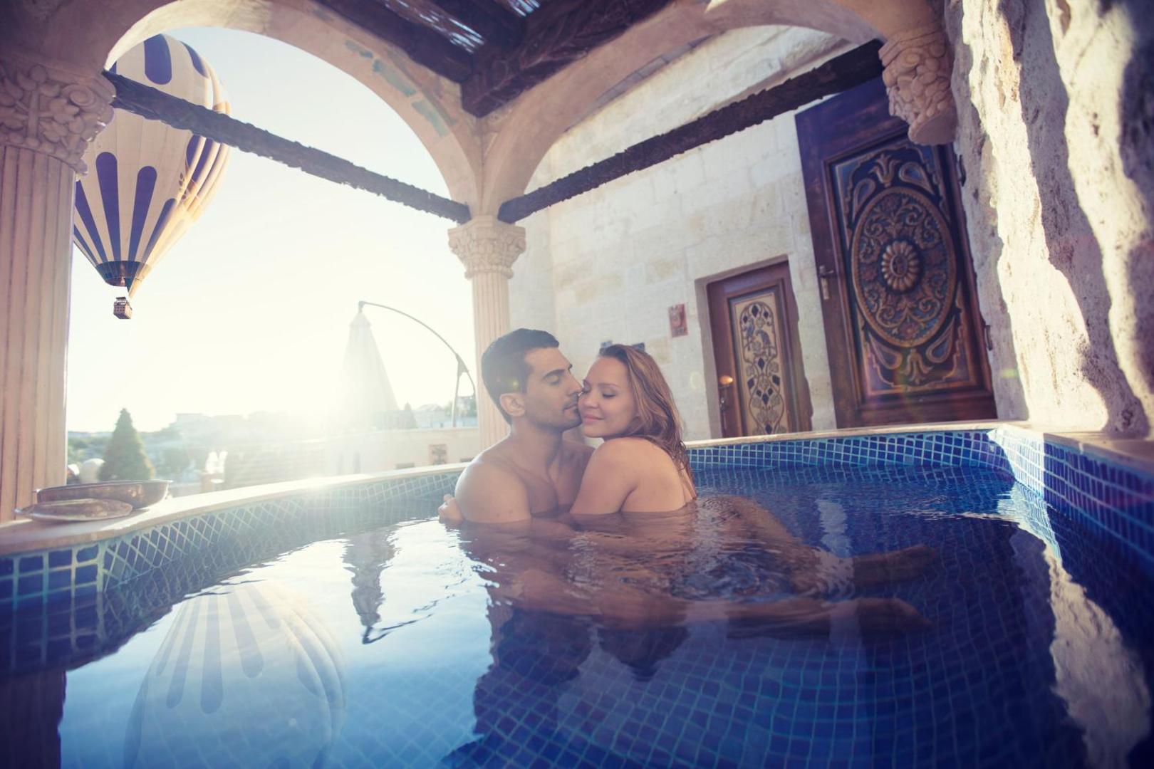 Elika Cave Suites Hotel & SPA