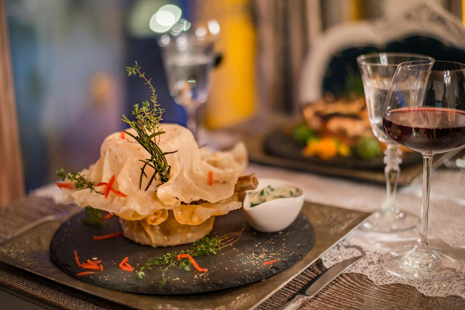 Elika Cave Suites Hotel & SPA