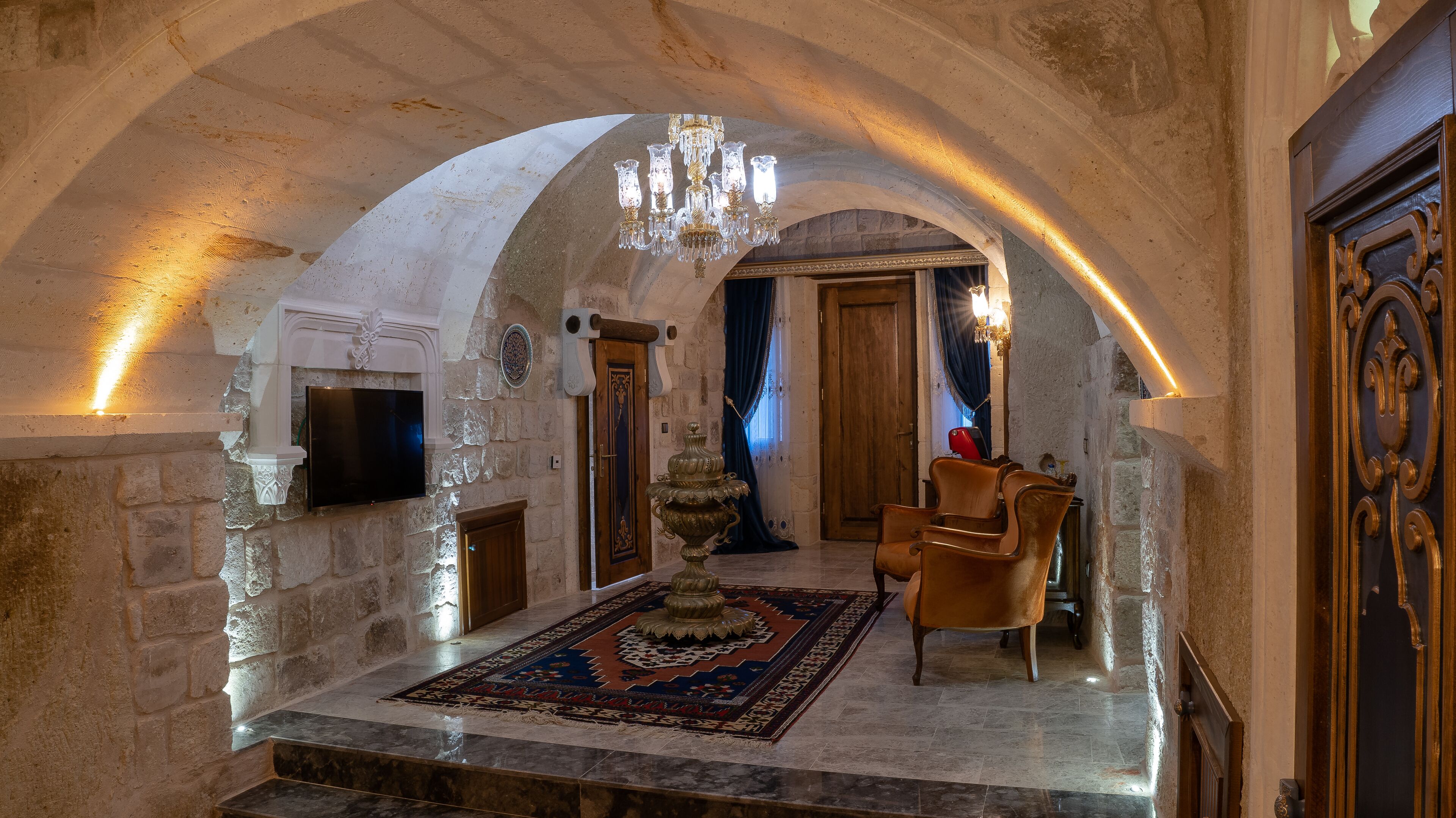 Elika Cave Suites Hotel & SPA