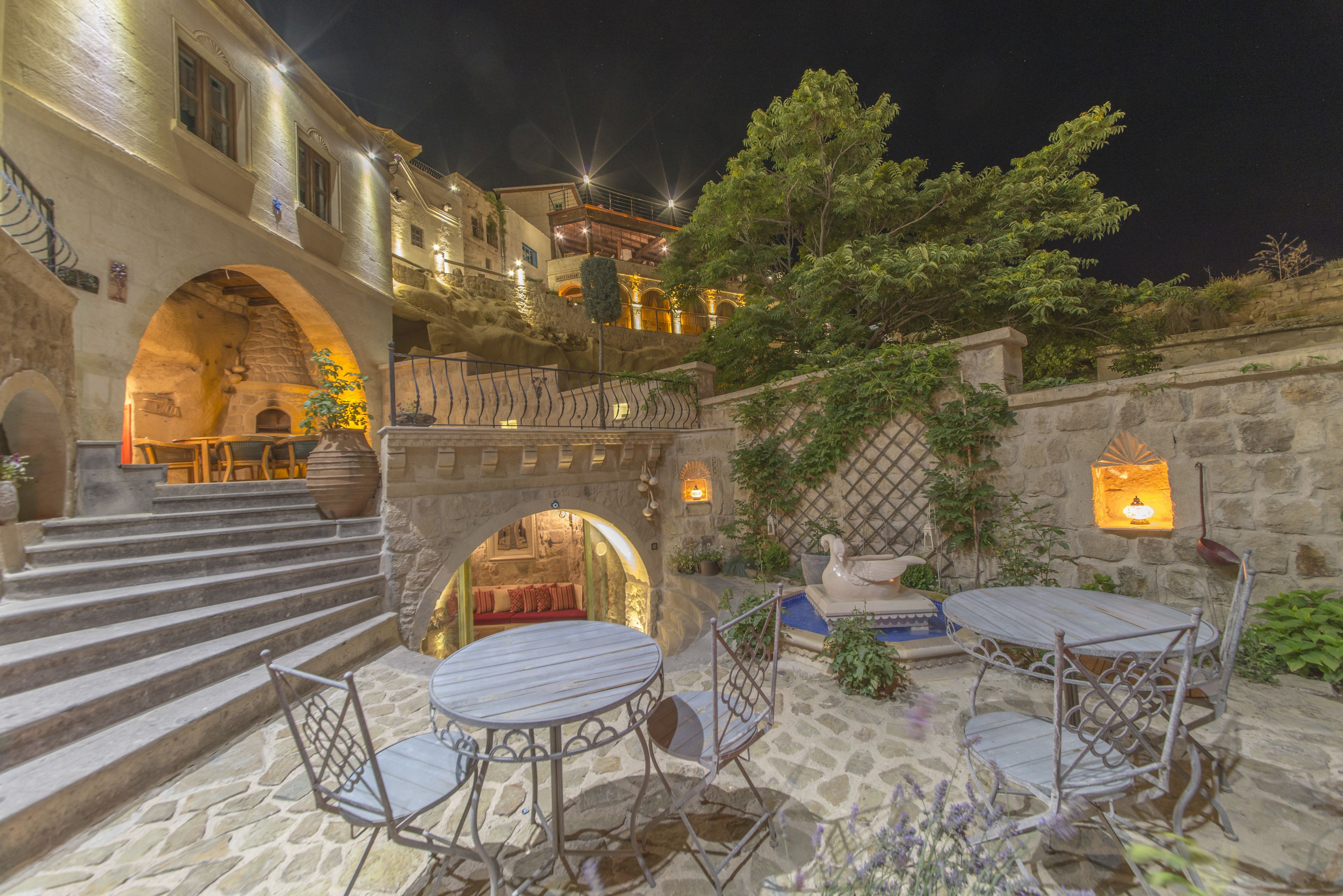 Elika Cave Suites Hotel & SPA