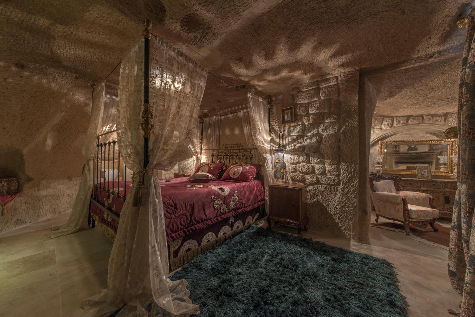 Elika Cave Suites Hotel & SPA